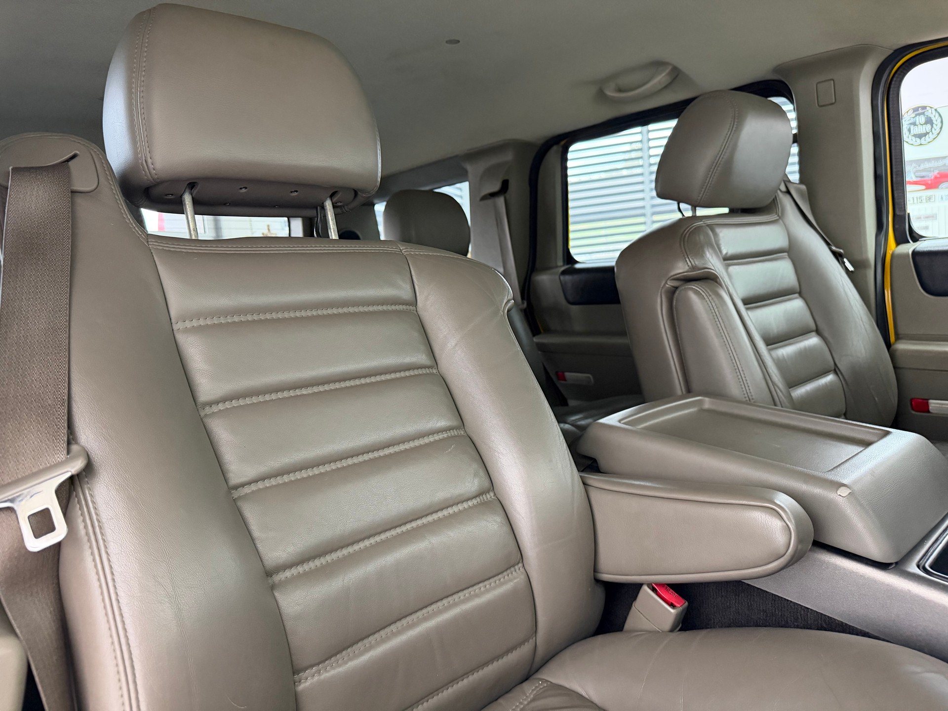 HUMMER H2 6.0 Luxury⭐️-image-17