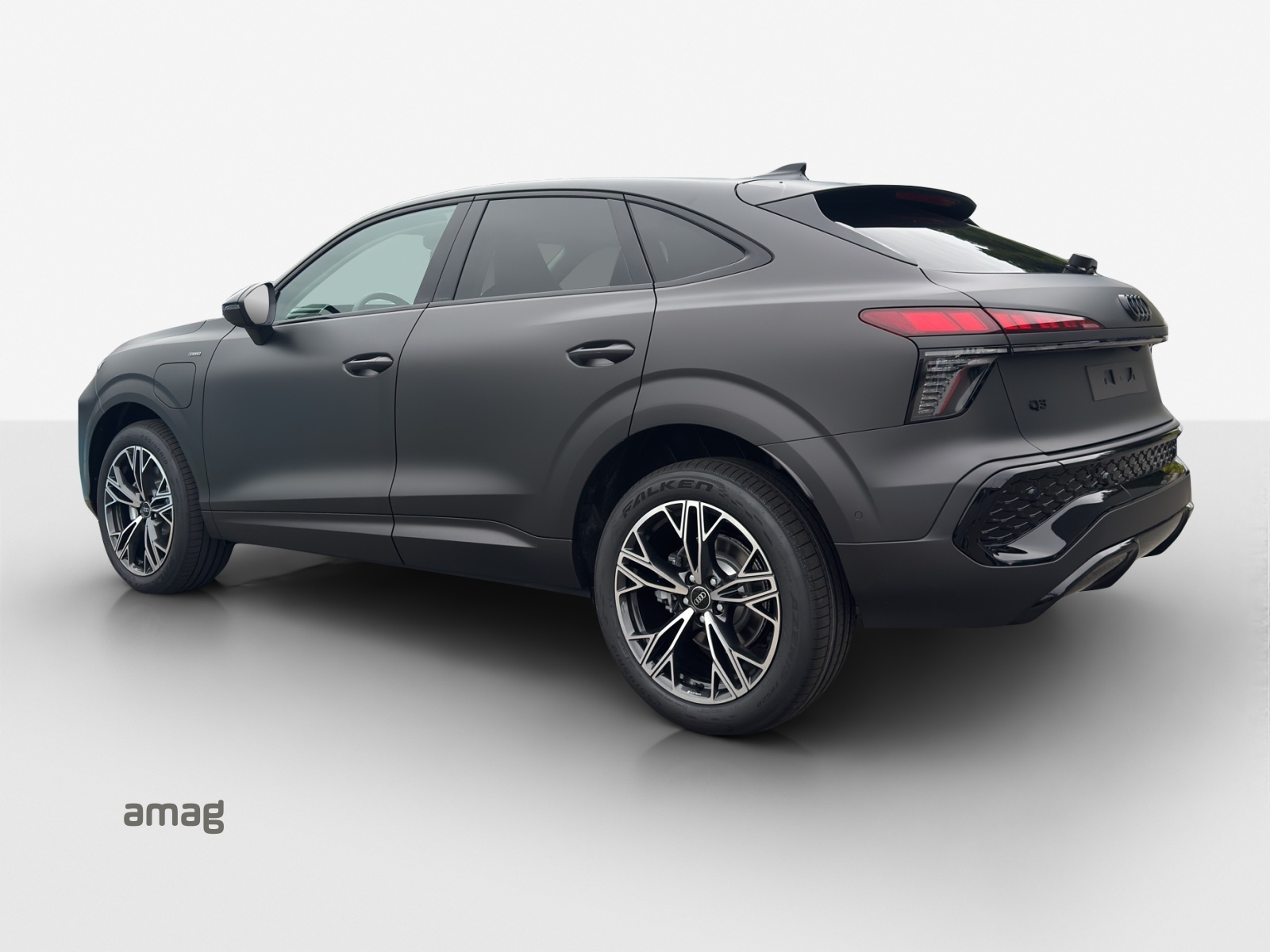 AUDI Q3 Sportback e-hybrid 200 kW S tronig-showroom-element-2