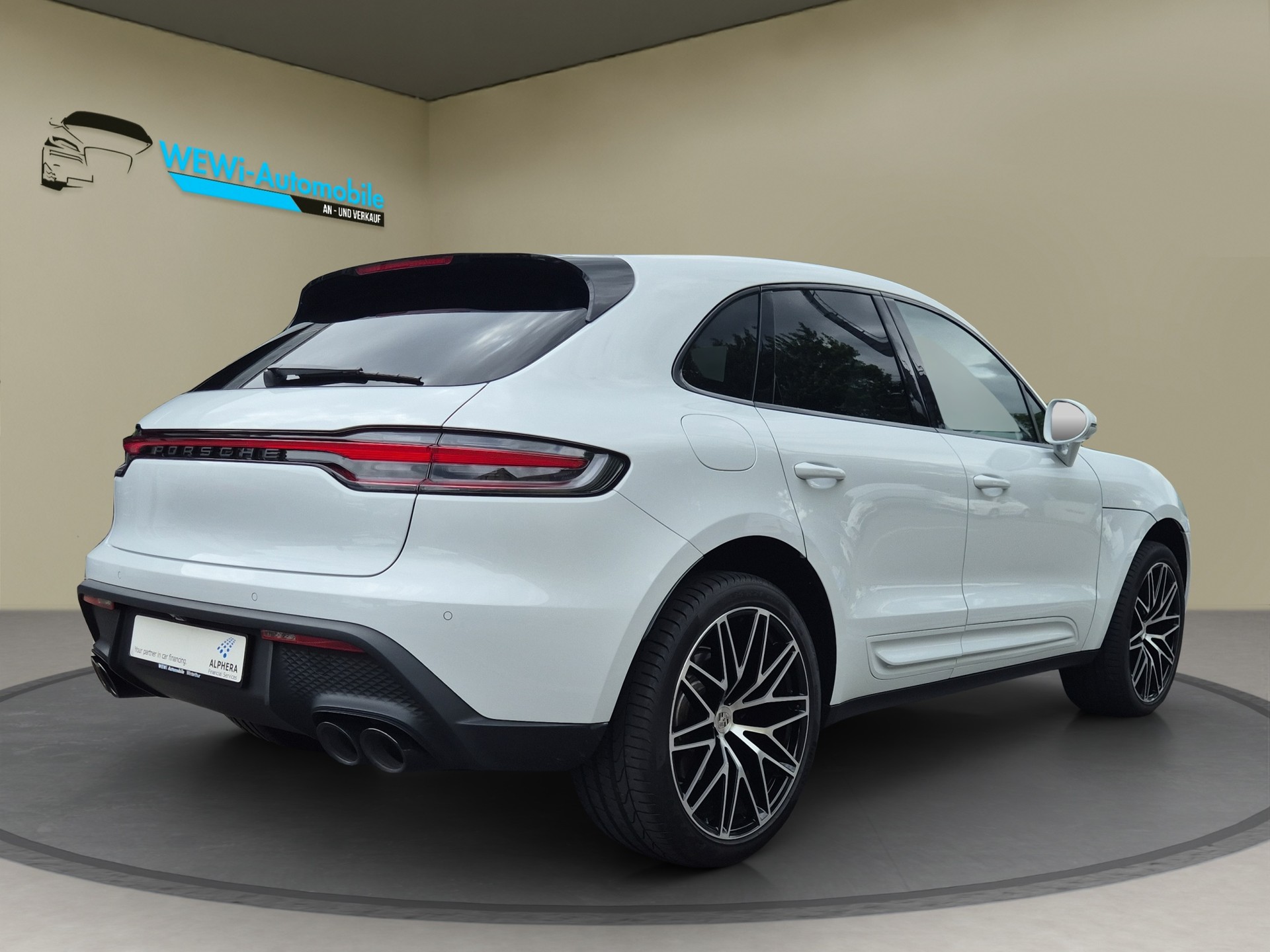 PORSCHE Macan S PDK-image-4
