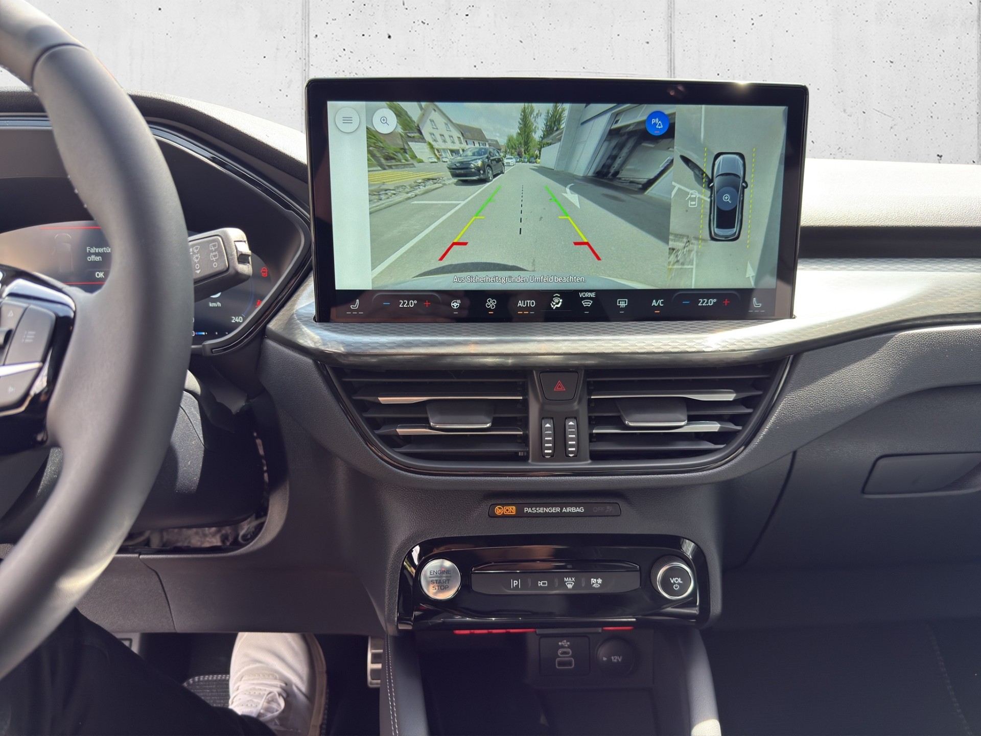 FORD Kuga 2.5 Hybrid Sound Edition 4x4-image-10
