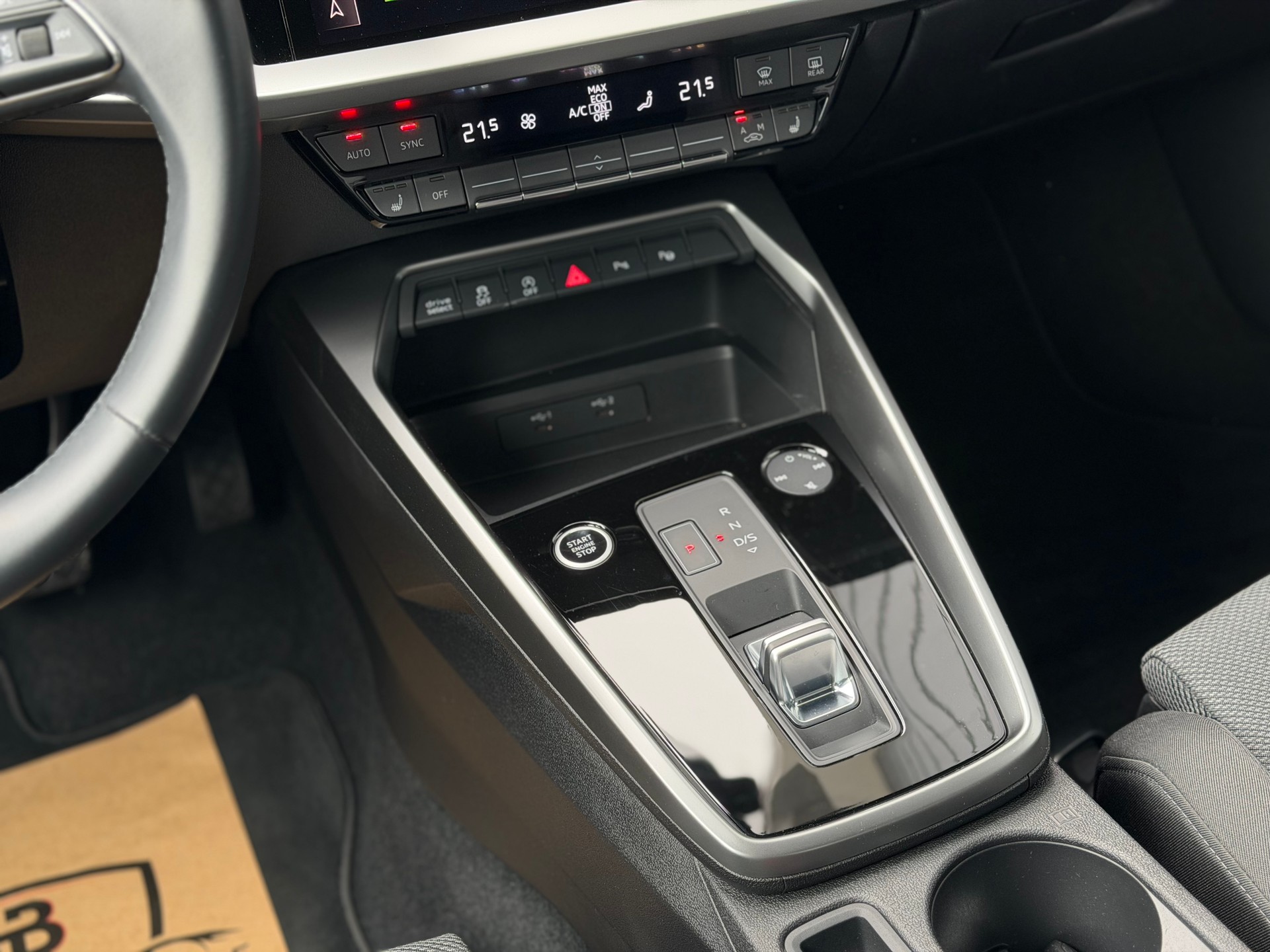 AUDI A3 Sportback 35 TFSI S line S-tronic °° 5 Jahre / 100'000 KM Audi-Garantie °°-image-14