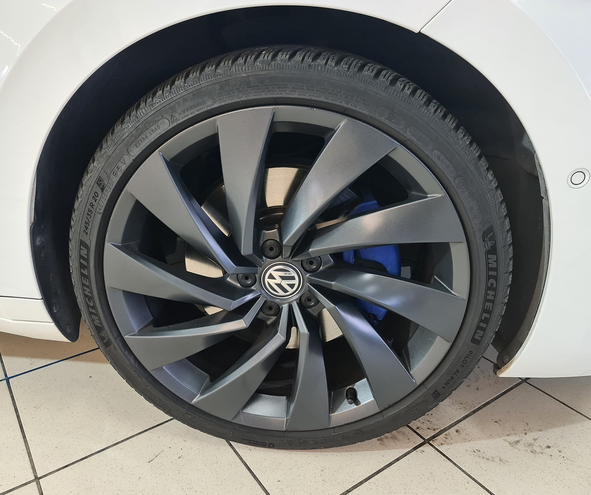 VW Arteon 2.0 TDI SCR BMT R-Line 4Motion DSG-image-4