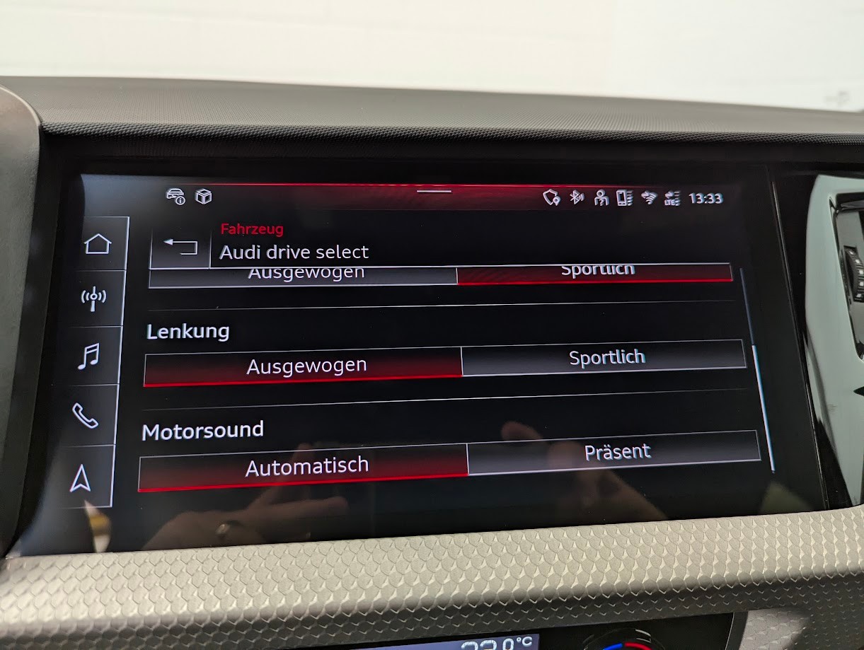 AUDI A1 Sportback 2.0 40 TFSI S Line S-Tronic*5J GAR S-LINE ALL-BLACK SPORTSITZE SITZHEIZUNG ACC VIRTUAL*-image-16