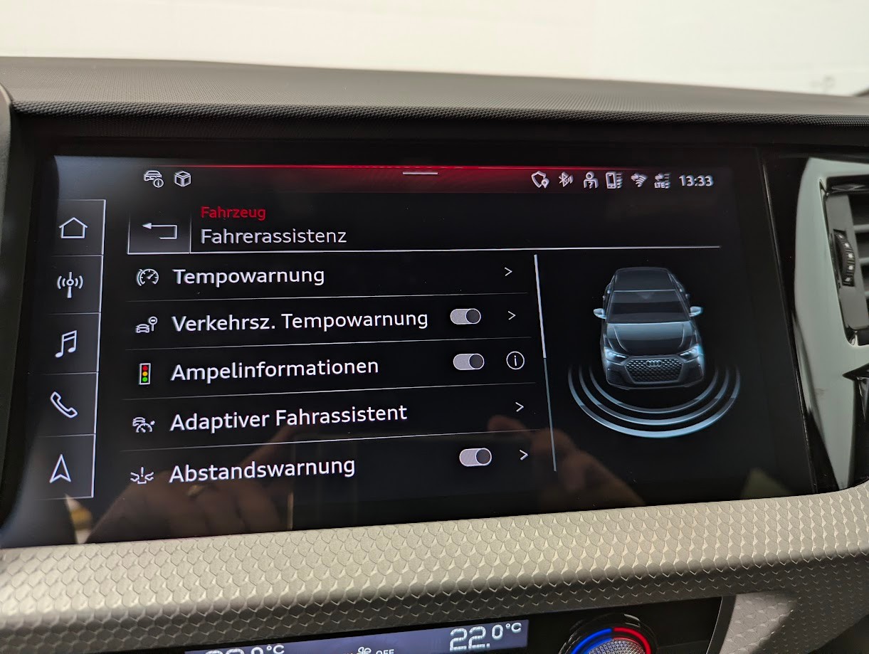 AUDI A1 Sportback 2.0 40 TFSI S Line S-Tronic*5J GAR S-LINE ALL-BLACK SPORTSITZE SITZHEIZUNG ACC VIRTUAL*-image-17