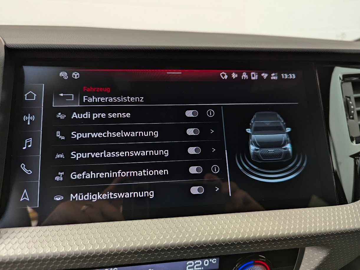 AUDI A1 Sportback 2.0 40 TFSI S Line S-Tronic*5J GAR S-LINE ALL-BLACK SPORTSITZE SITZHEIZUNG ACC VIRTUAL*-image-18