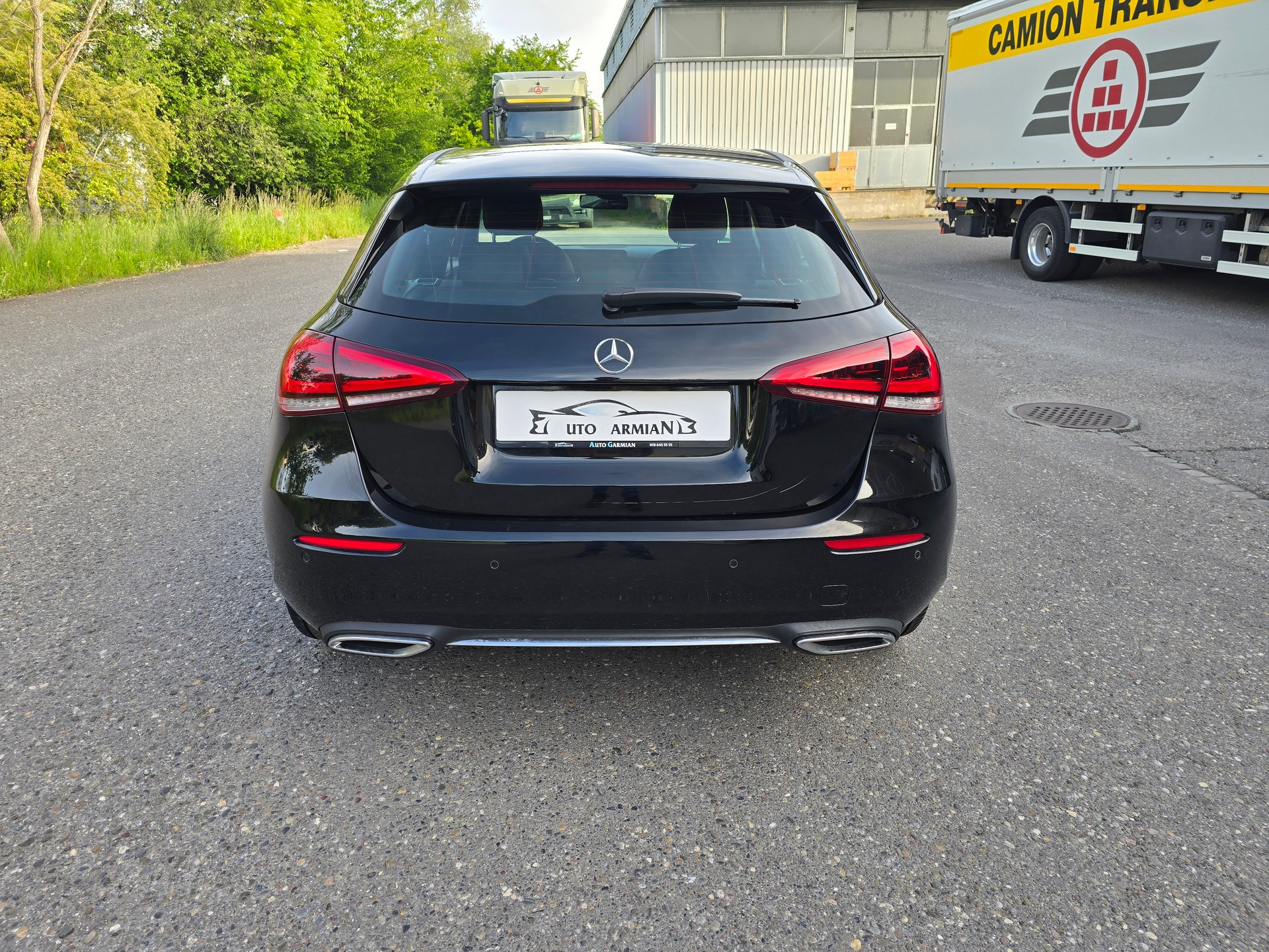 MERCEDES-BENZ A 220 Style 7G-DCT-showroom-element-3