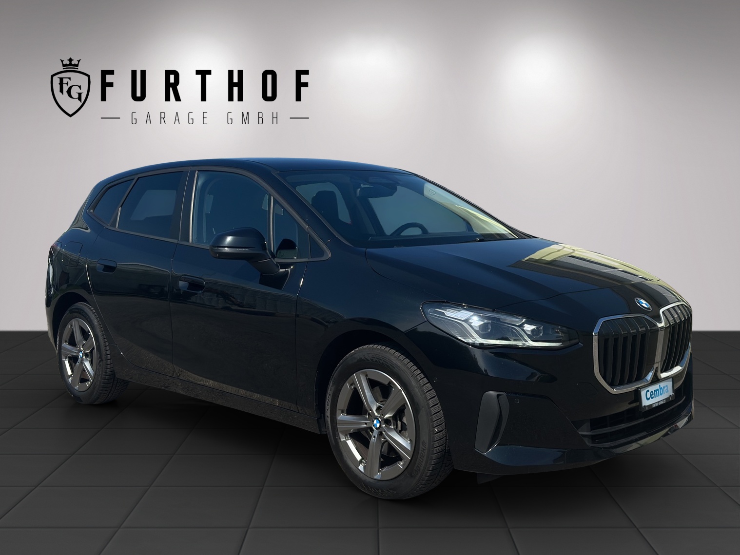 BMW 218d Active Tourer DKG-showroom-element-1