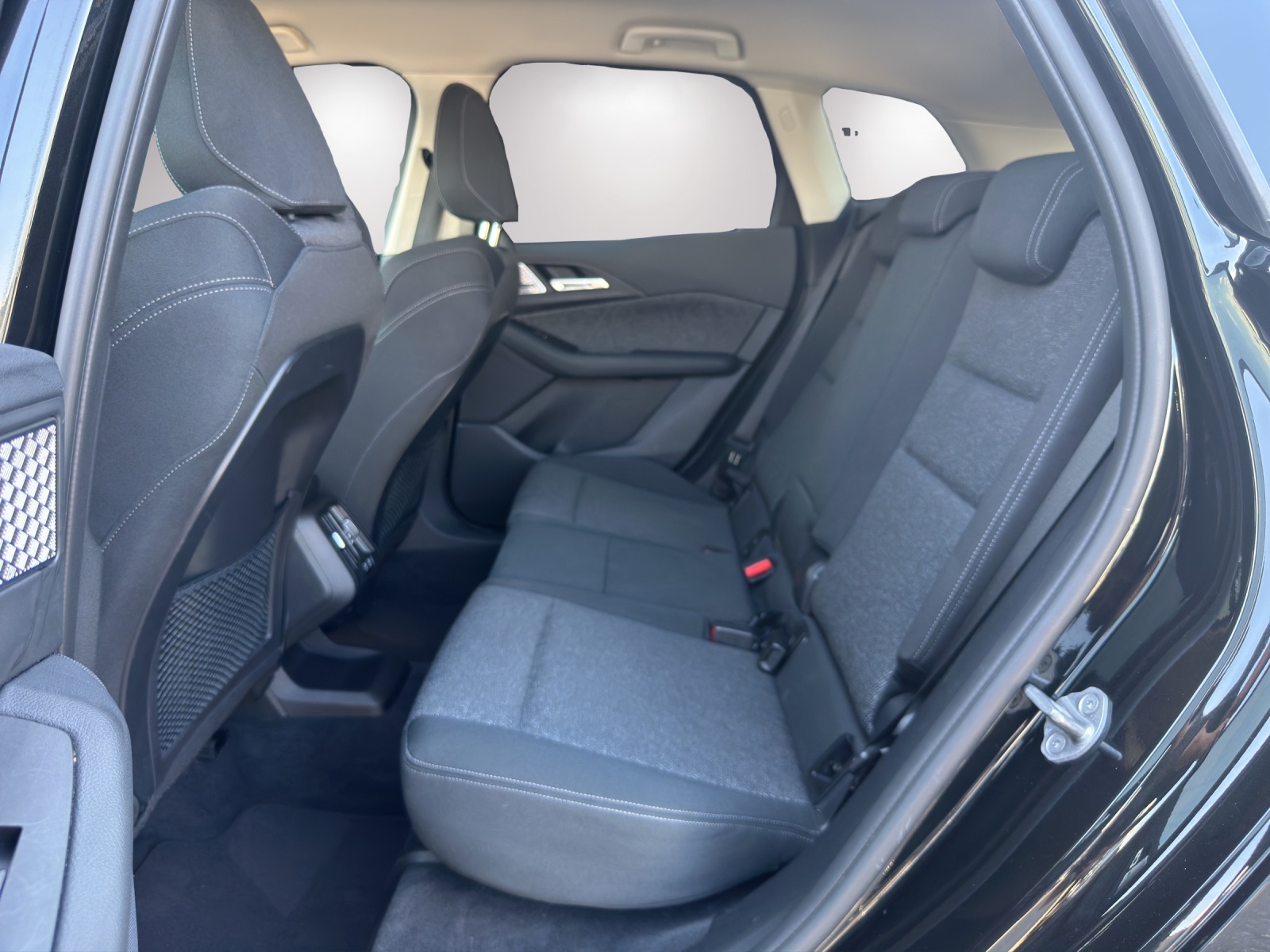 BMW 218d Active Tourer DKG-image-13