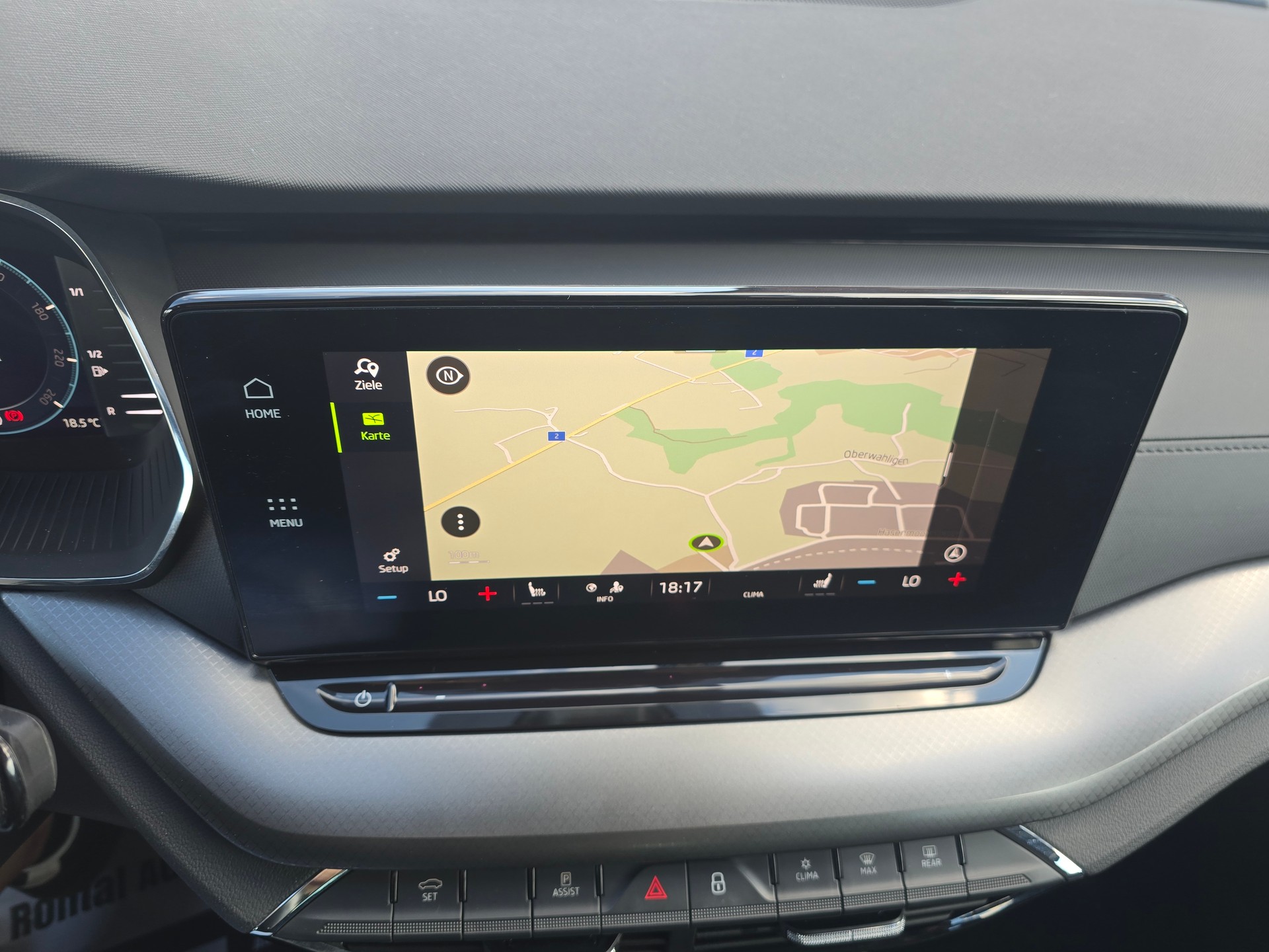 SKODA Octavia Combi 2.0 TDI DSG Ambition-image-12
