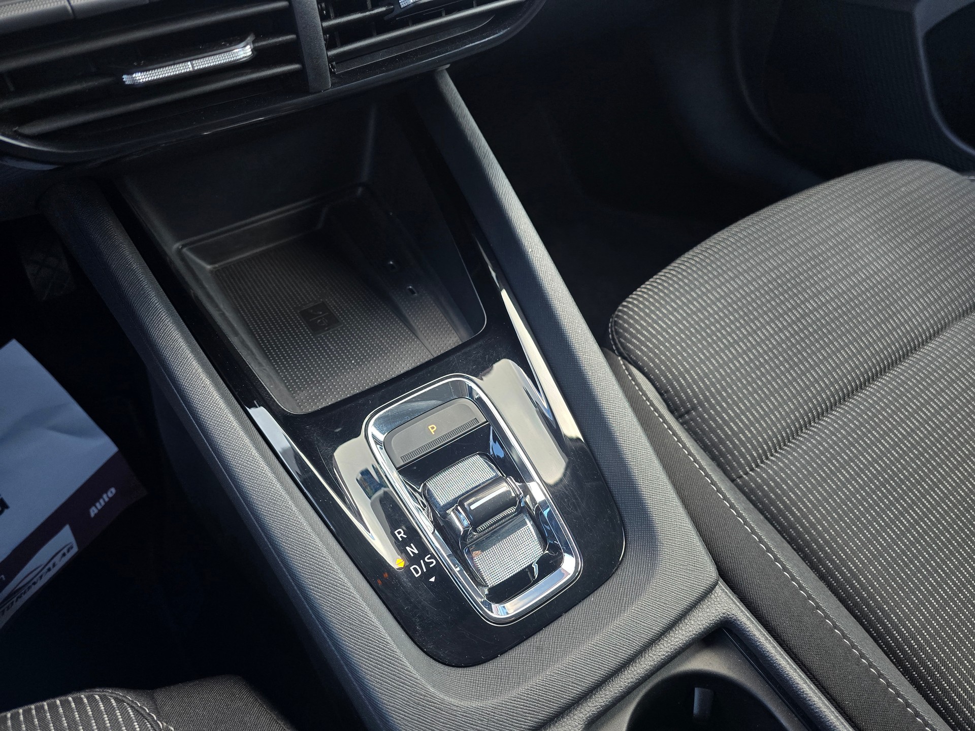 SKODA Octavia Combi 2.0 TDI DSG Ambition-image-17