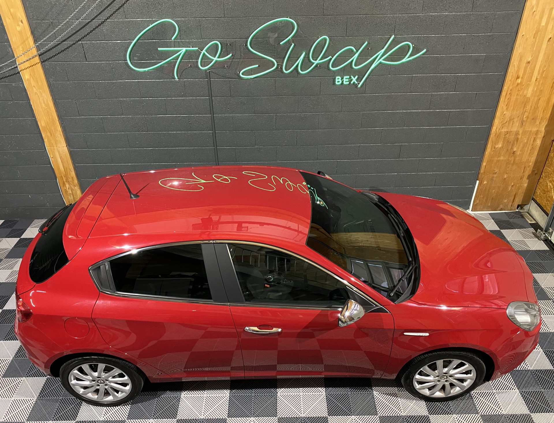 ALFA ROMEO Giulietta 1.4 MultiAir Distinctive TCT-showroom-element-2