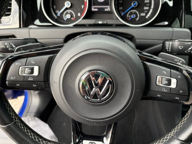 VW Golf 2.0 TSI R 4Motion DSG-image-21