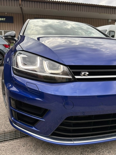 VW Golf 2.0 TSI R 4Motion DSG-showroom-element-3
