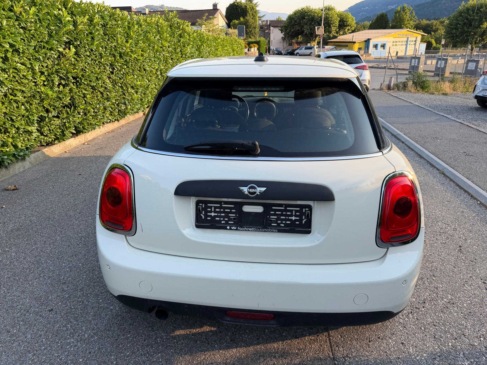 MINI One Steptronic-image-4