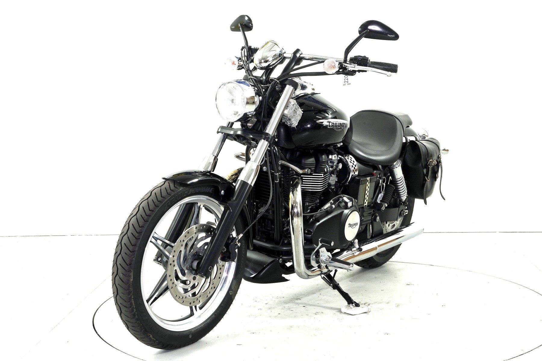 TRIUMPH Speedmaster 900-image-2