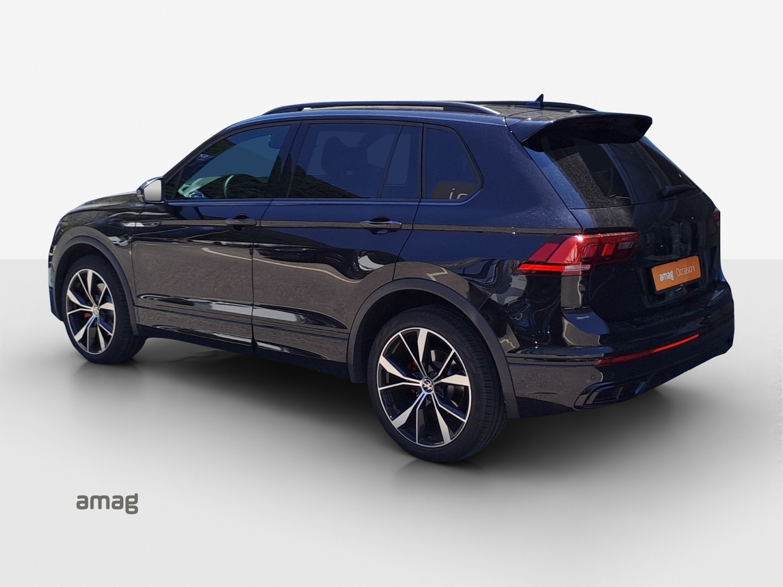 VW Tiguan 2.0TSI R-Line 4Motion DSG-showroom-element-2