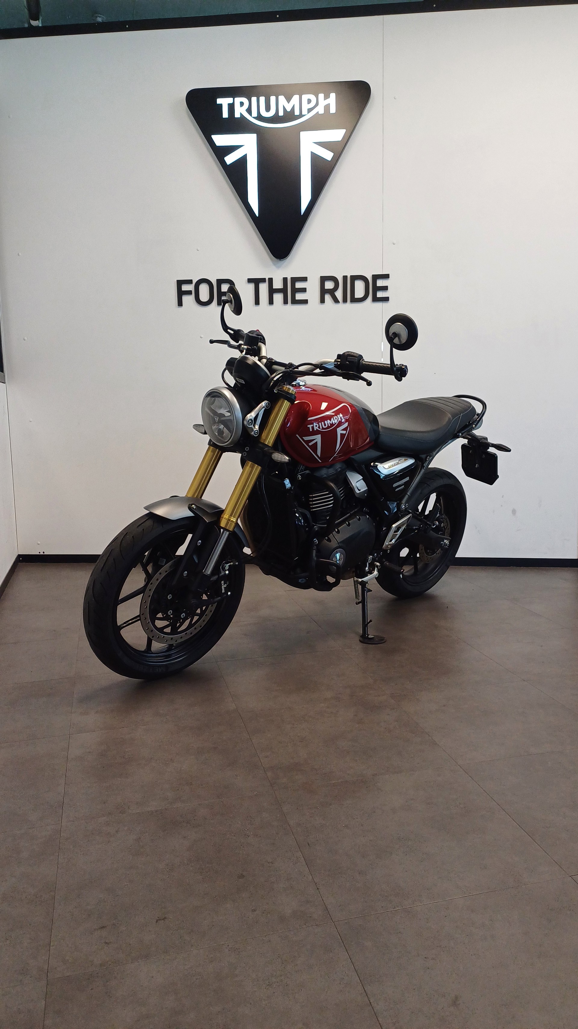 TRIUMPH Speed 400-image-0