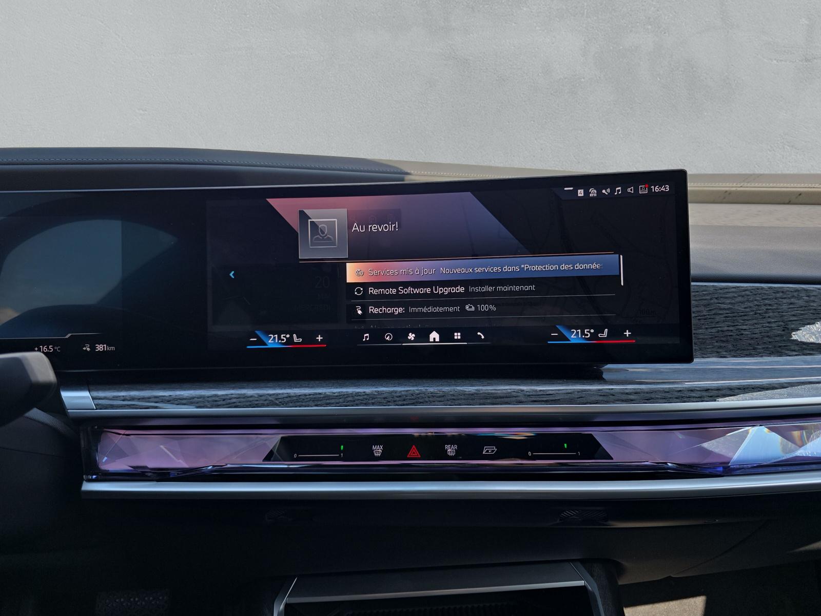 BMW i7 eDrive50 G70 (CH) -image-14