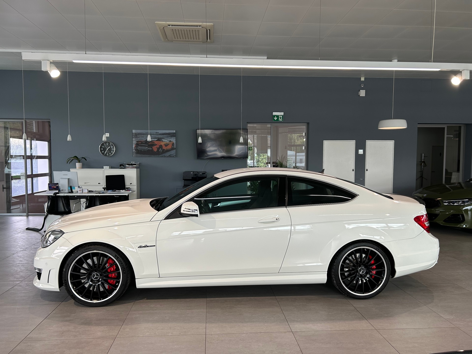 MERCEDES-BENZ C 63 Coupé AMG Speedshift MCT-showroom-element-2