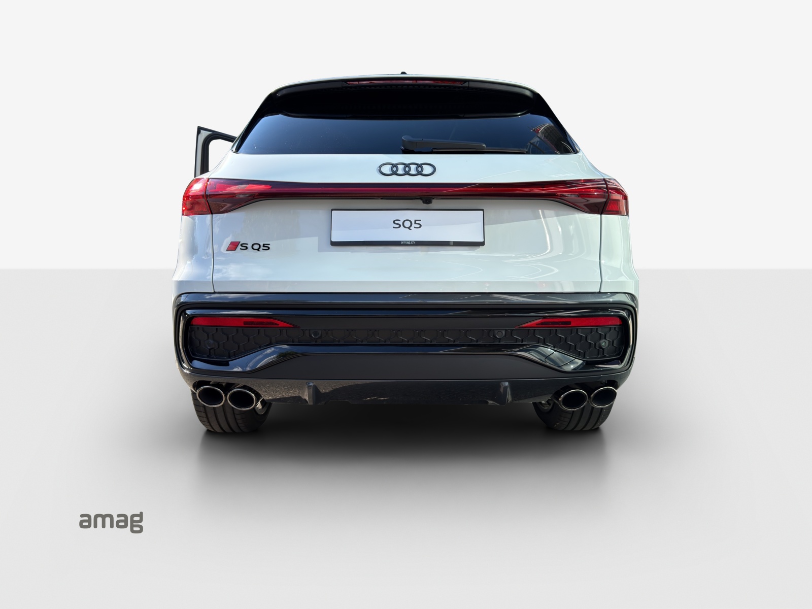 AUDI SQ5 TFSI quattro S-tronic-showroom-element-3