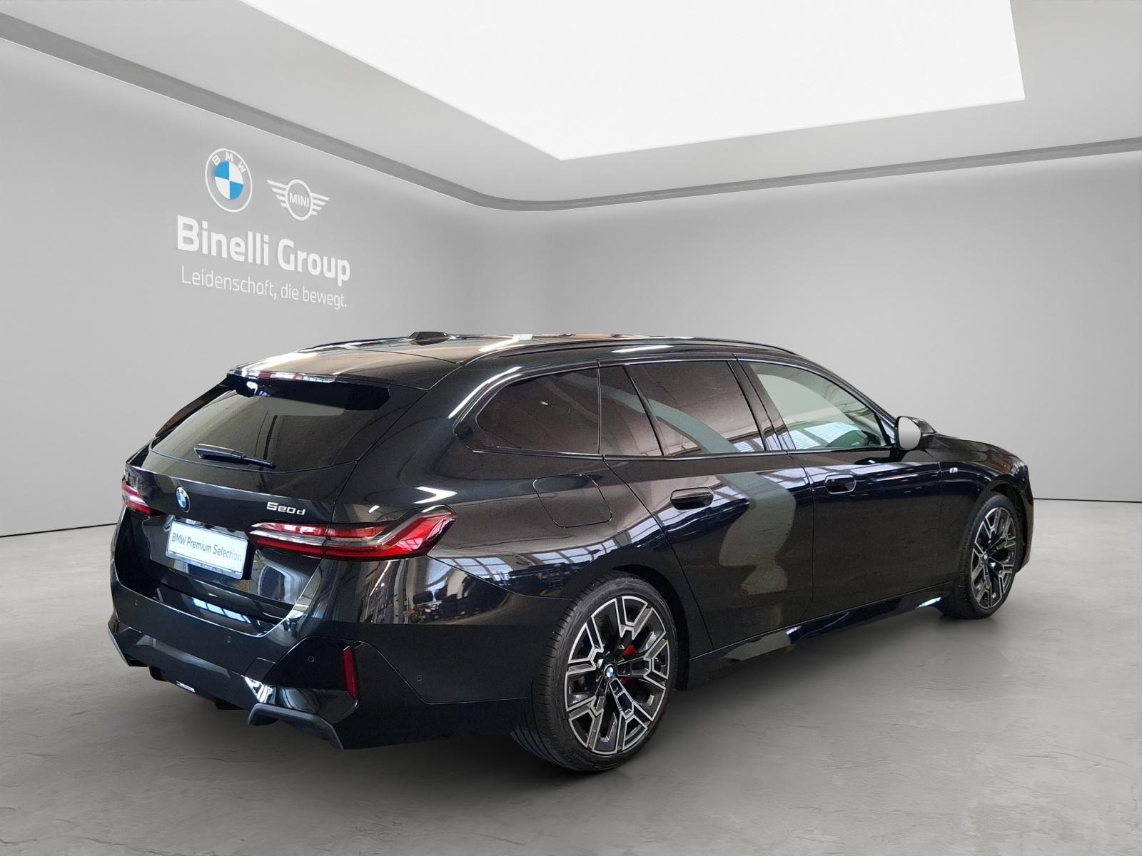 BMW 520d xDrive Touring-image-16