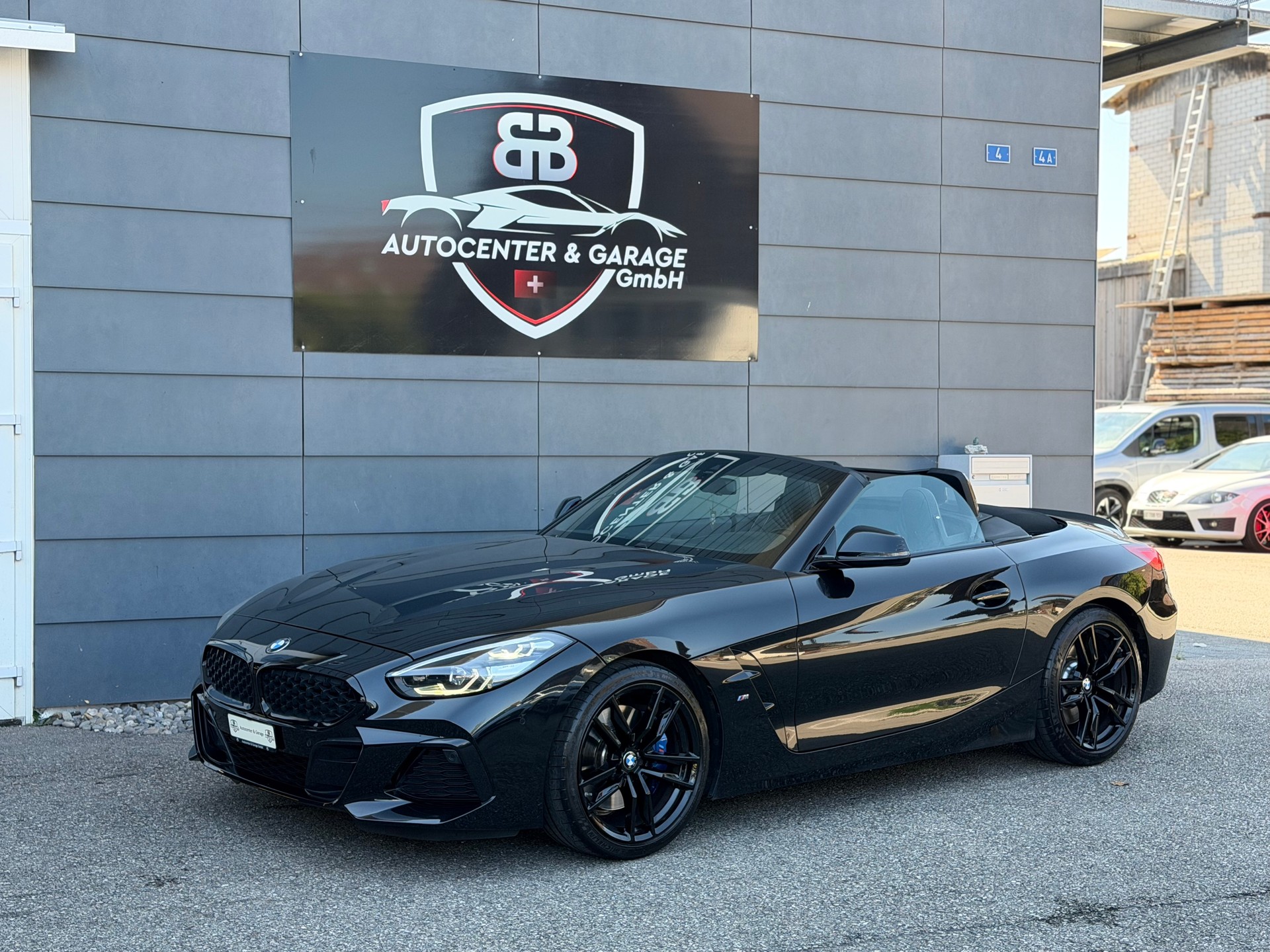 BMW Z4 sDrive 20i M Sport Cab. Steptronic-showroom-element-2