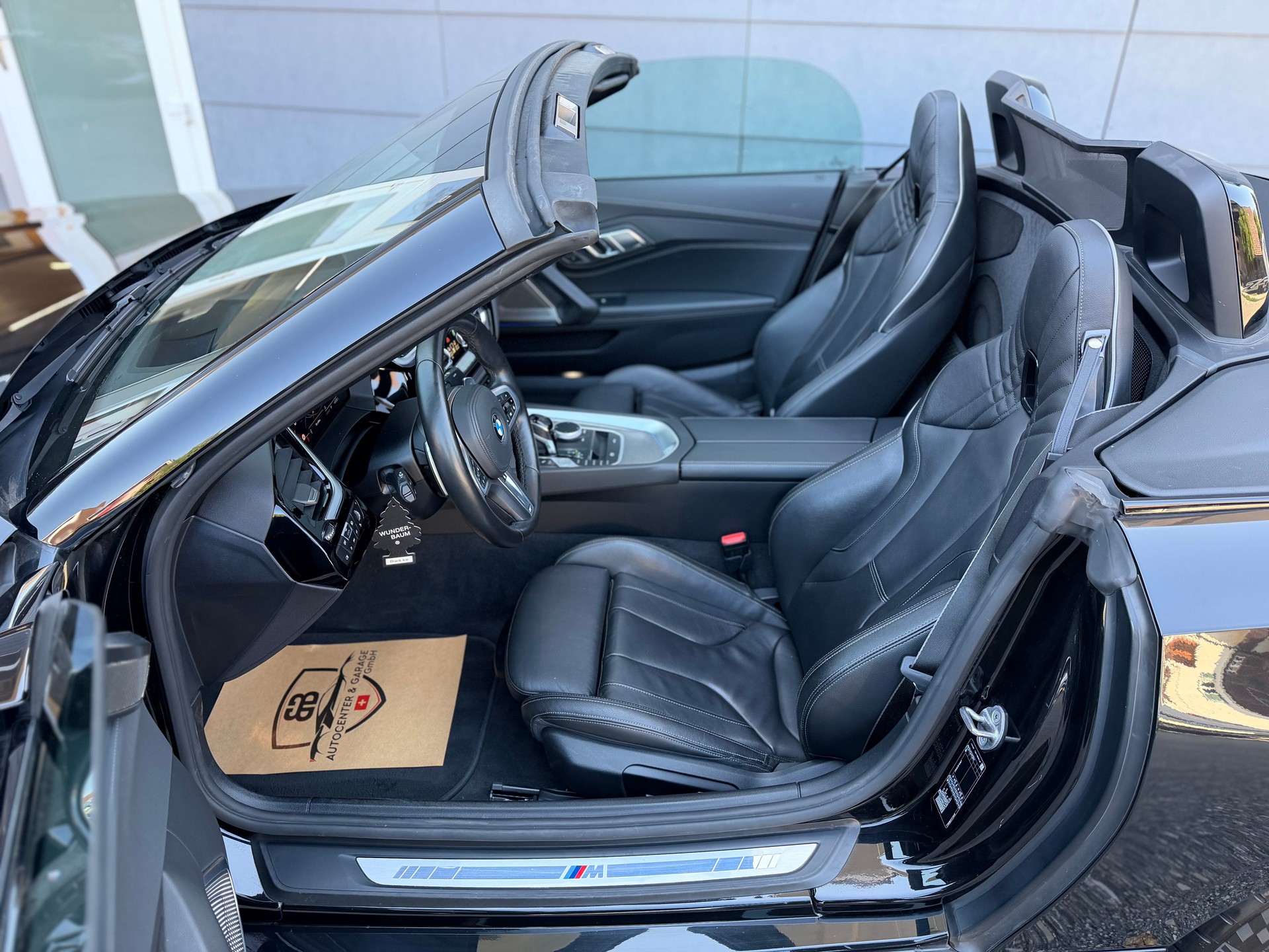 BMW Z4 sDrive 20i M Sport Cab. Steptronic-image-10
