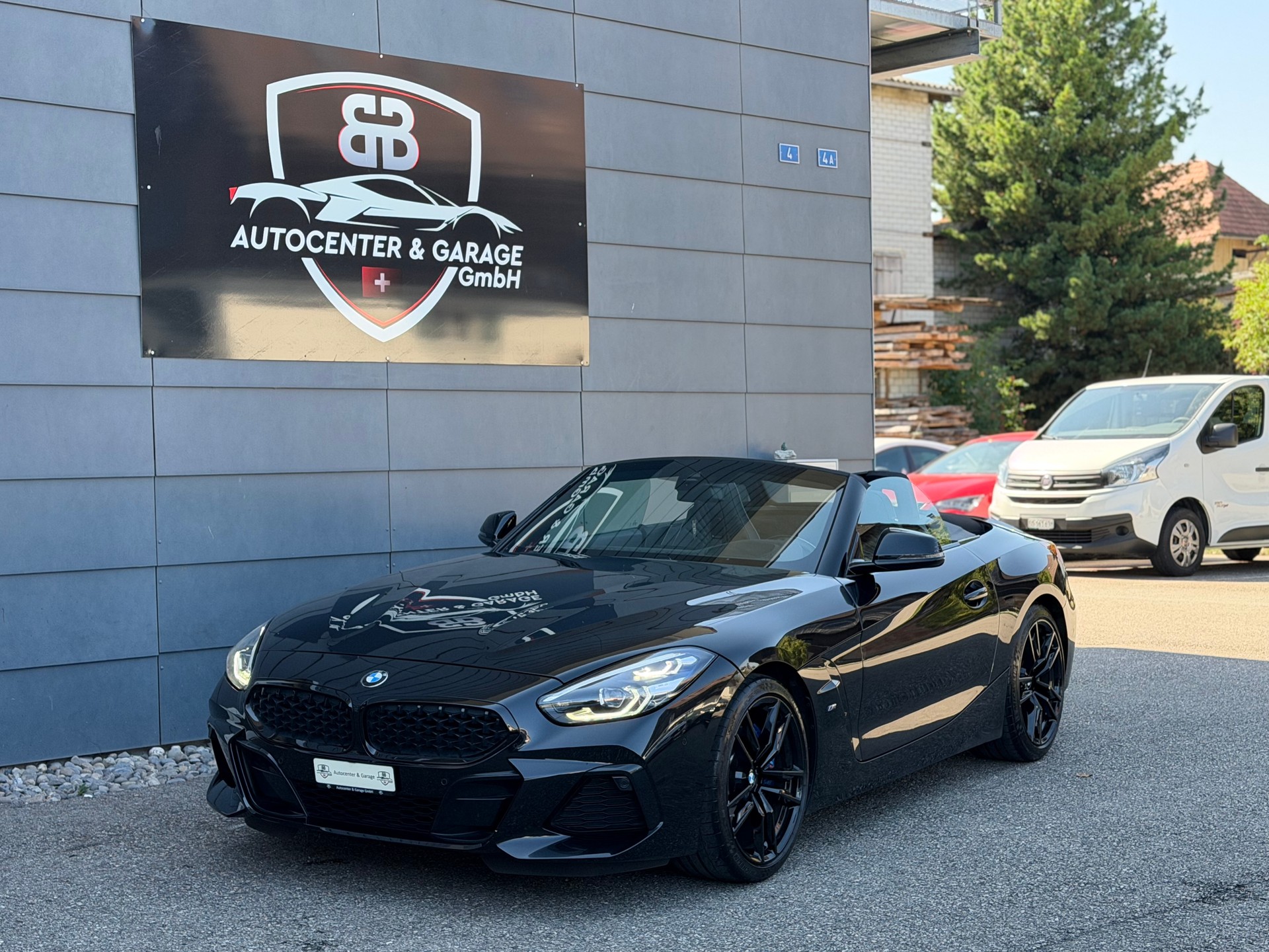 BMW Z4 sDrive 20i M Sport Cab. Steptronic-showroom-element-1