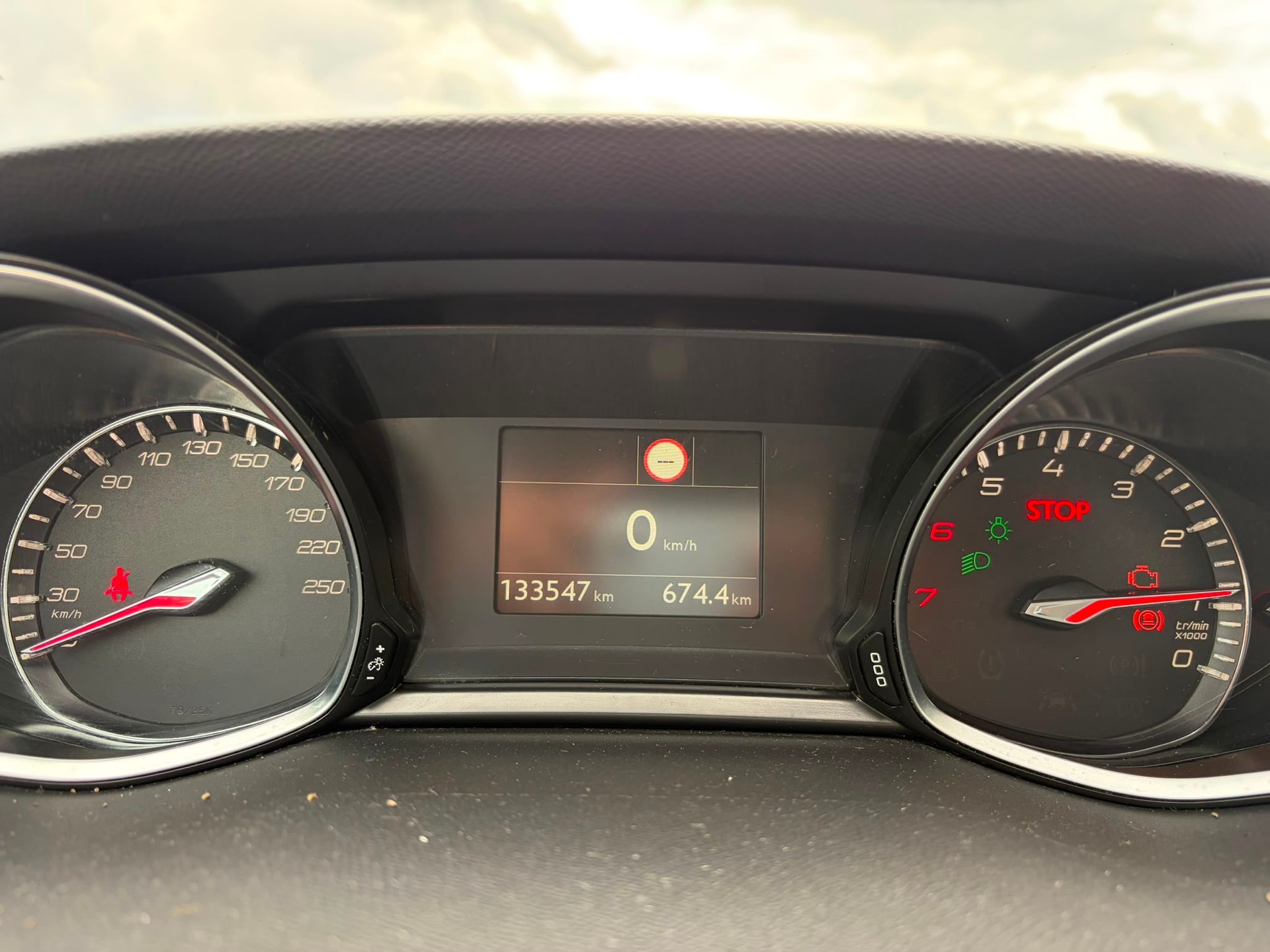 PEUGEOT 308 1.2 Pure Tech Active-image-8