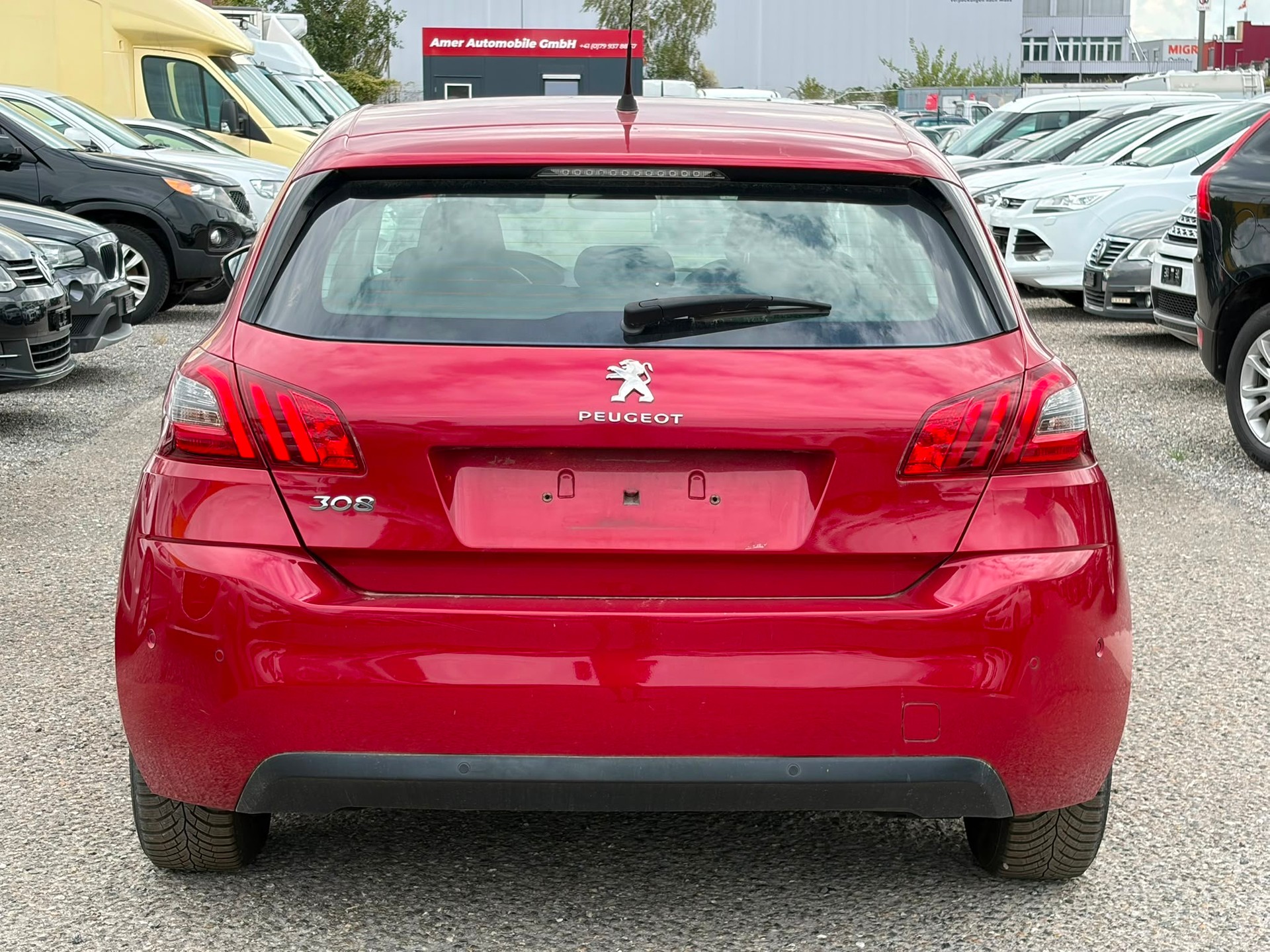 PEUGEOT 308 1.2 Pure Tech Active-image-5
