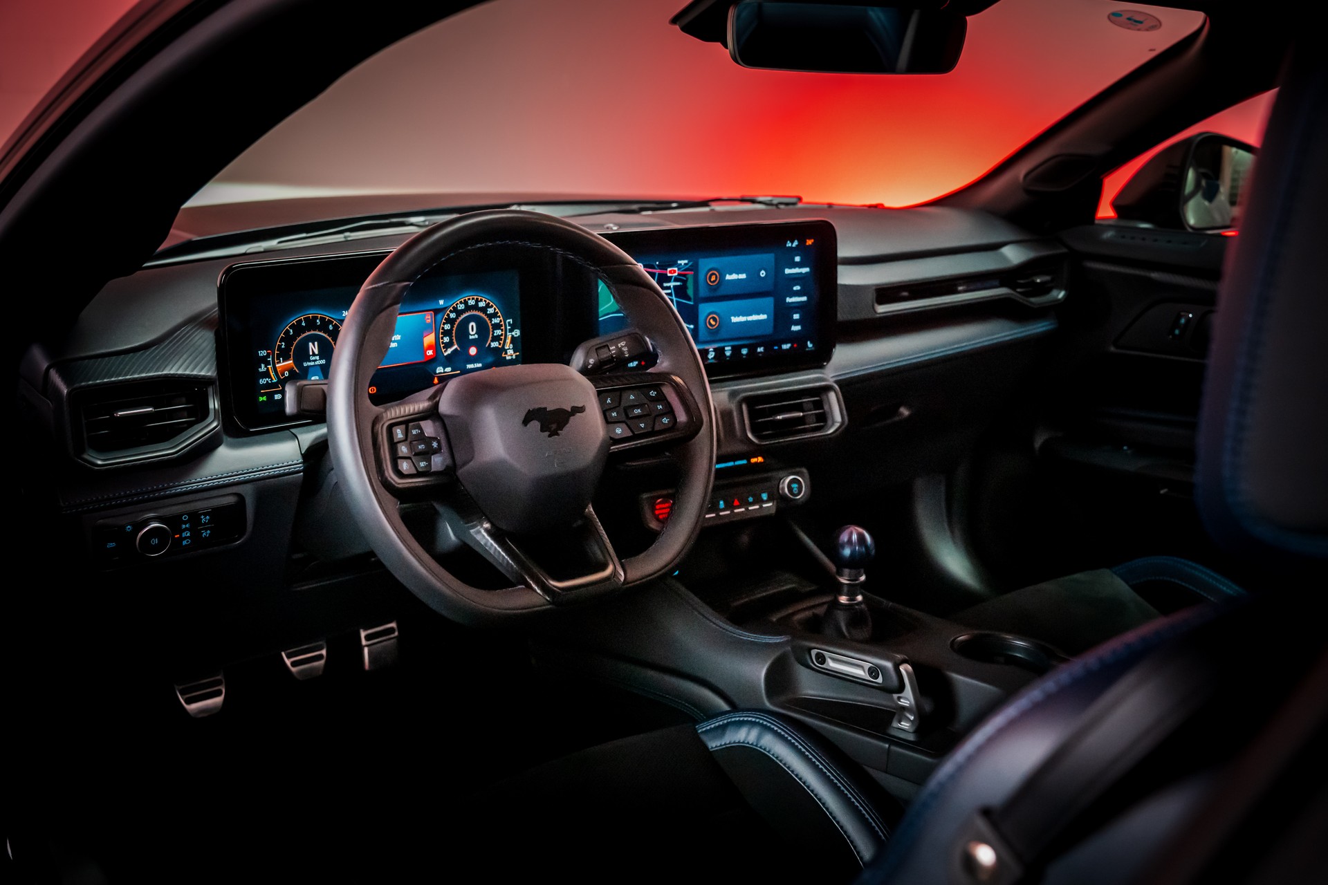 FORD Mustang Coupé 5.0 V8 Dark Horse / CH-Fahrzeug / Rückfahrkamera-image-16