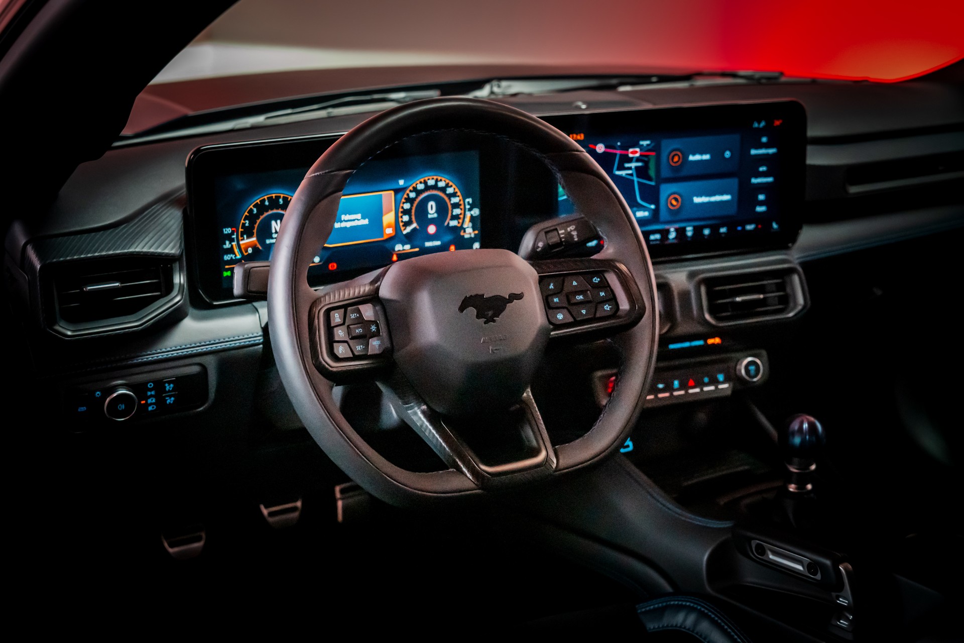 FORD Mustang Coupé 5.0 V8 Dark Horse / CH-Fahrzeug / Rückfahrkamera-image-17