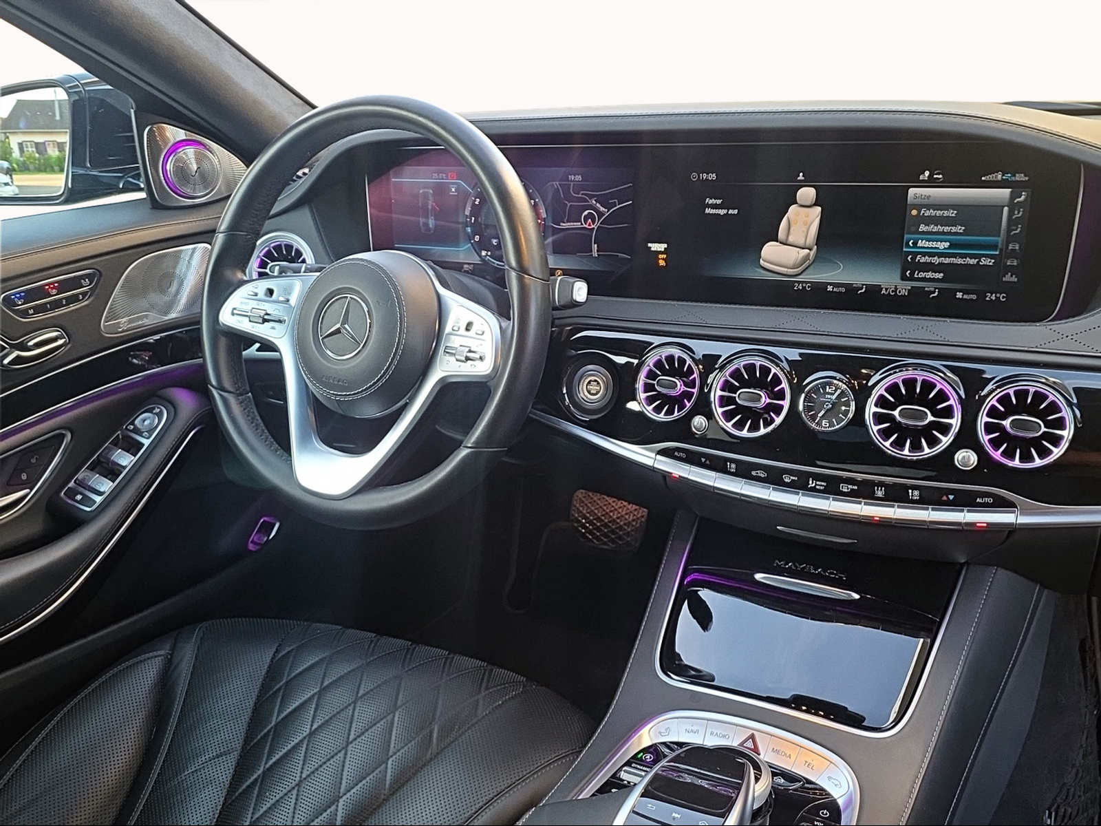 MERCEDES-BENZ S 560 Maybach 4Matic 9G-Tronic-image-15