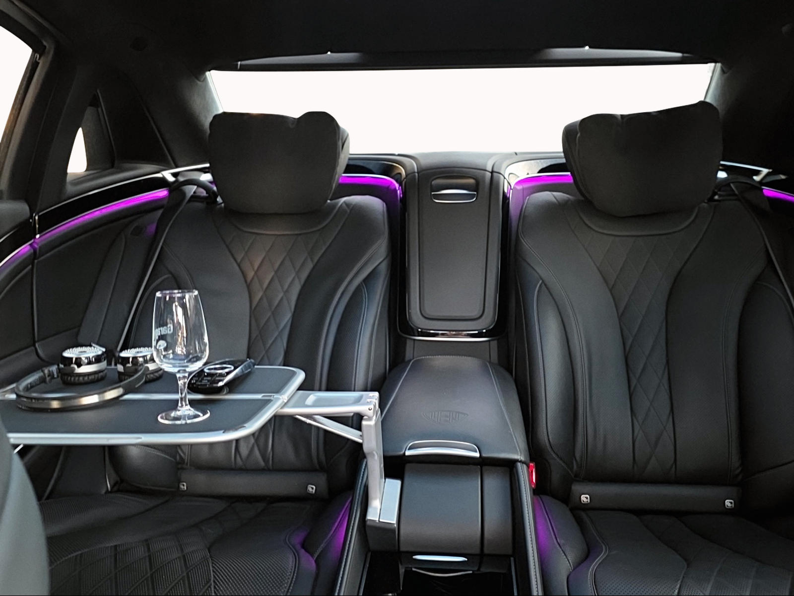 MERCEDES-BENZ S 560 Maybach 4Matic 9G-Tronic-image-18