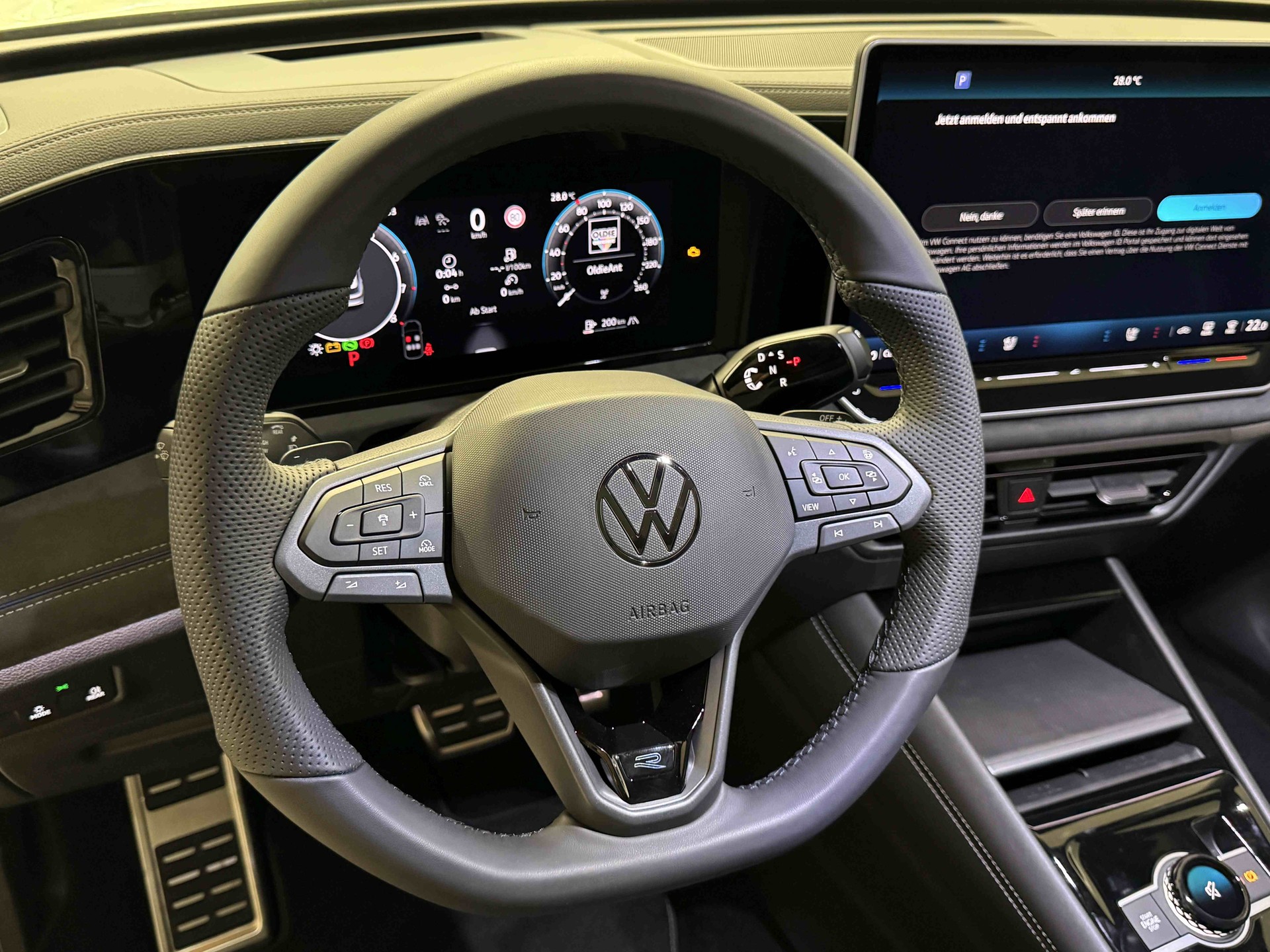 VW Tiguan 2.0 TSI DSG R-Line Plus 4Motion-image-8