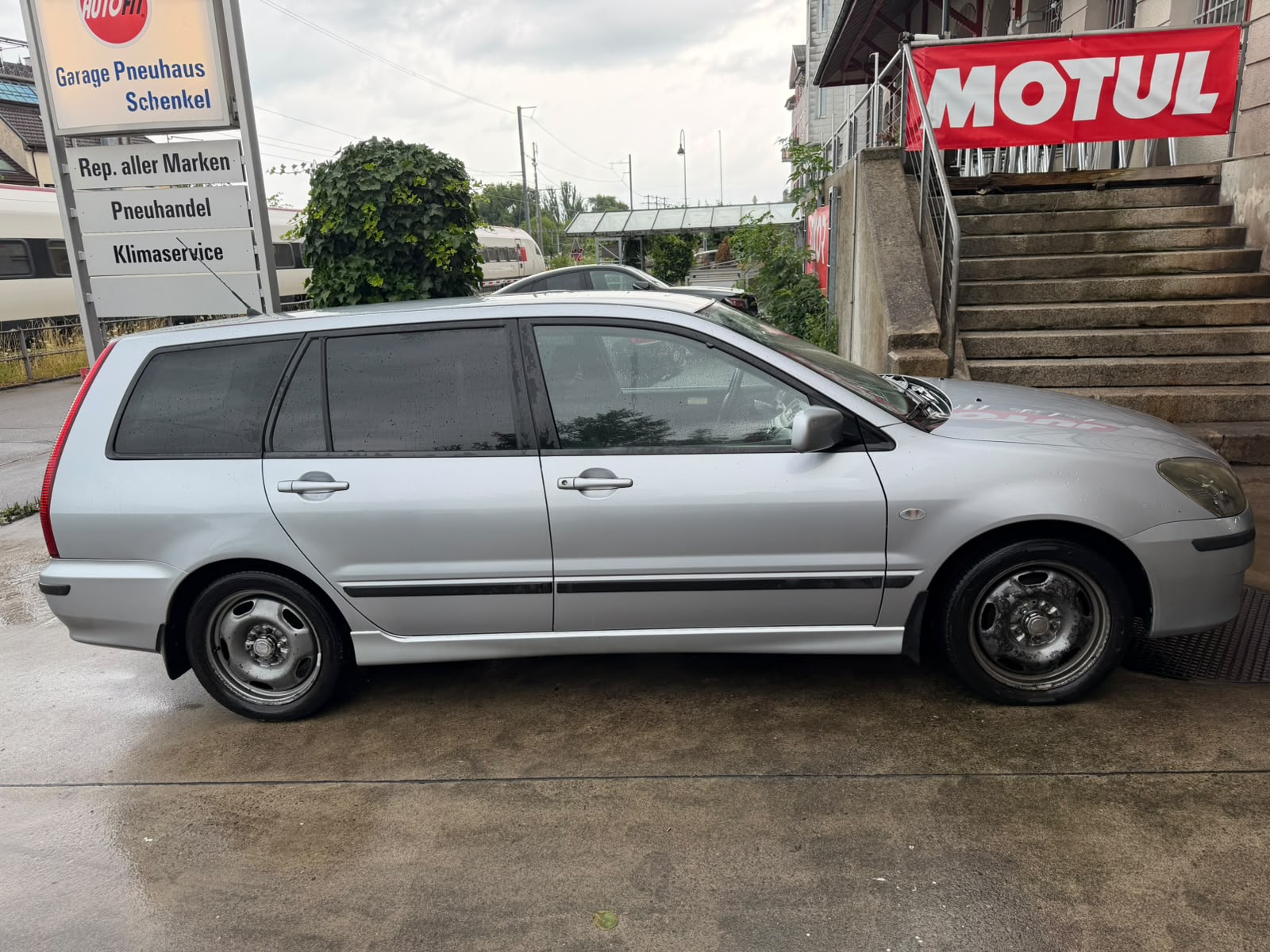MITSUBISHI Lancer 2.0 Intense (Sport) Wagon-showroom-element-3