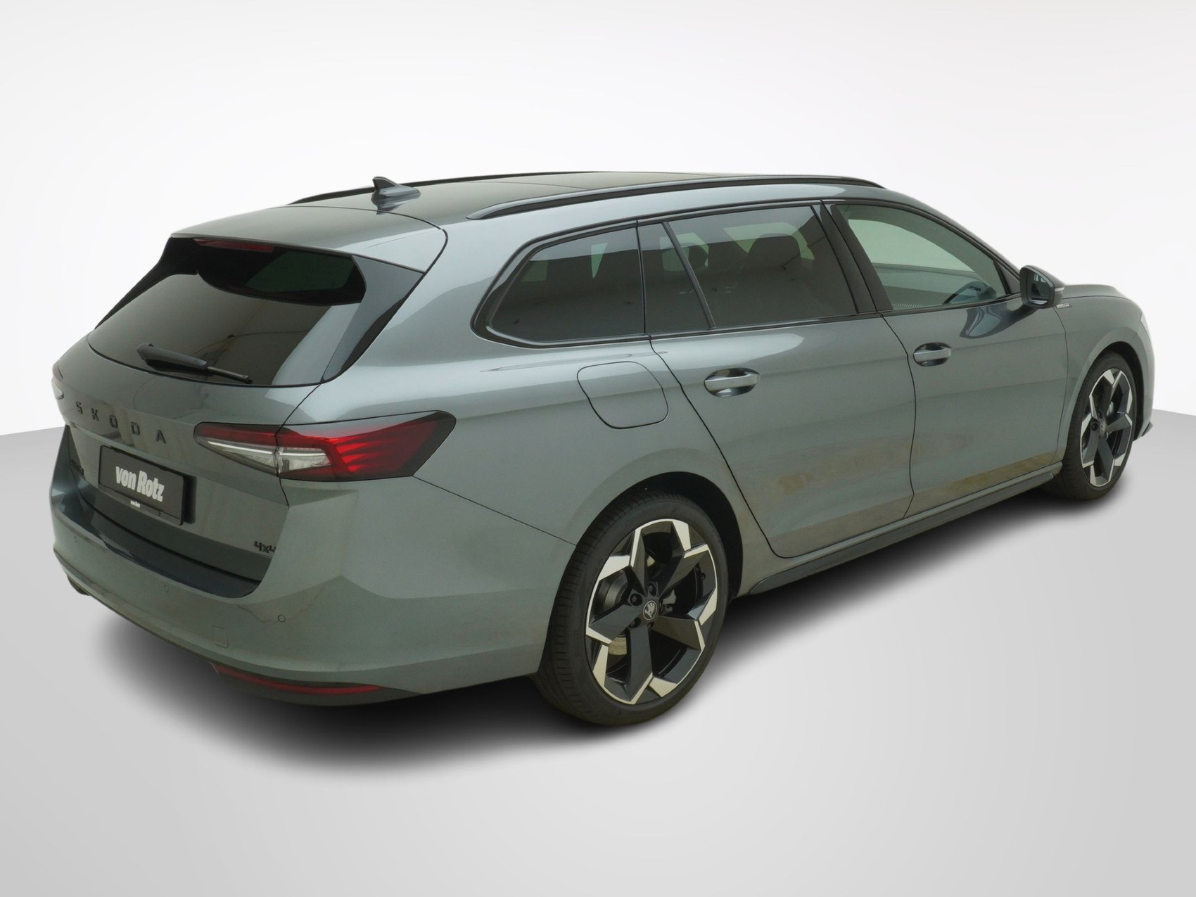 SKODA Superb 2.0 TSI Sportline 4x4 DSG-image-5