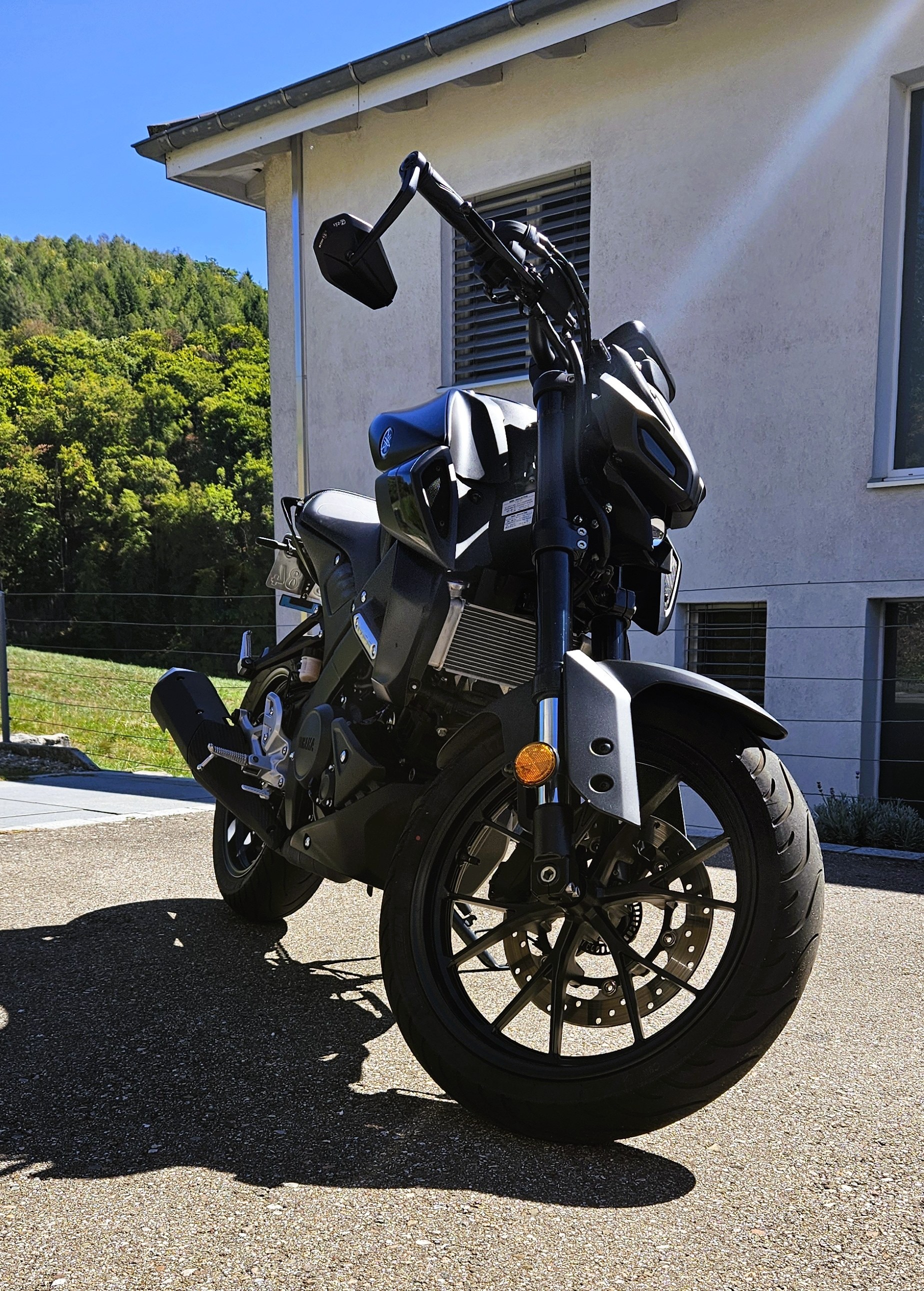 YAMAHA MT-125-image-2