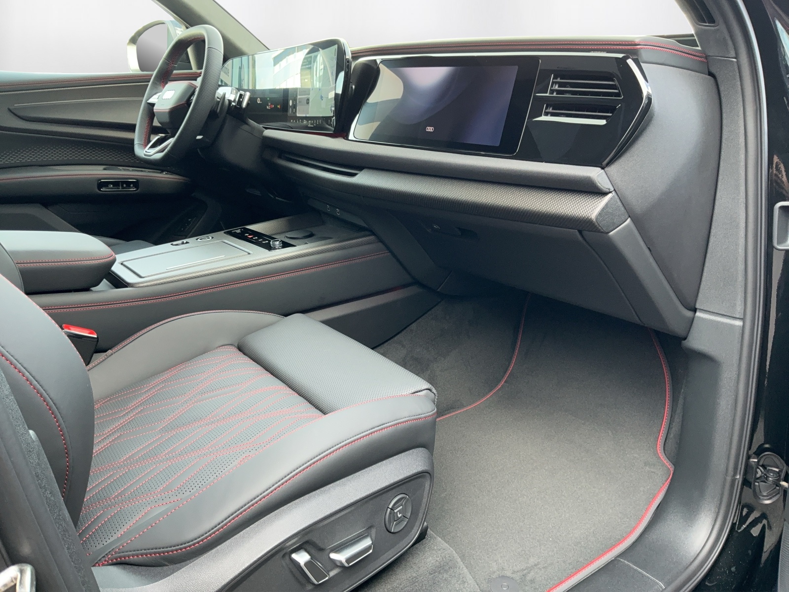 AUDI Q7 SUV TDI quattro 220 kW-image-13