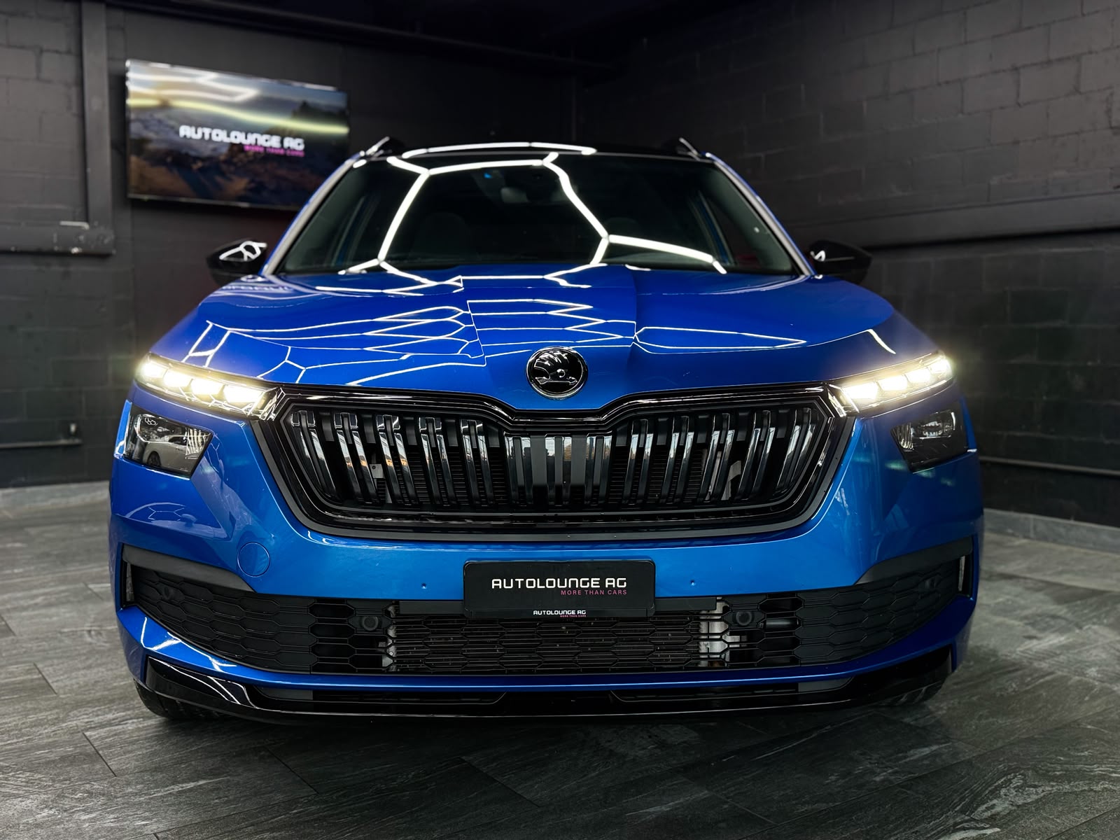SKODA Kamiq 1.5 TSI ACT Monte Carlo DSG-showroom-element-3
