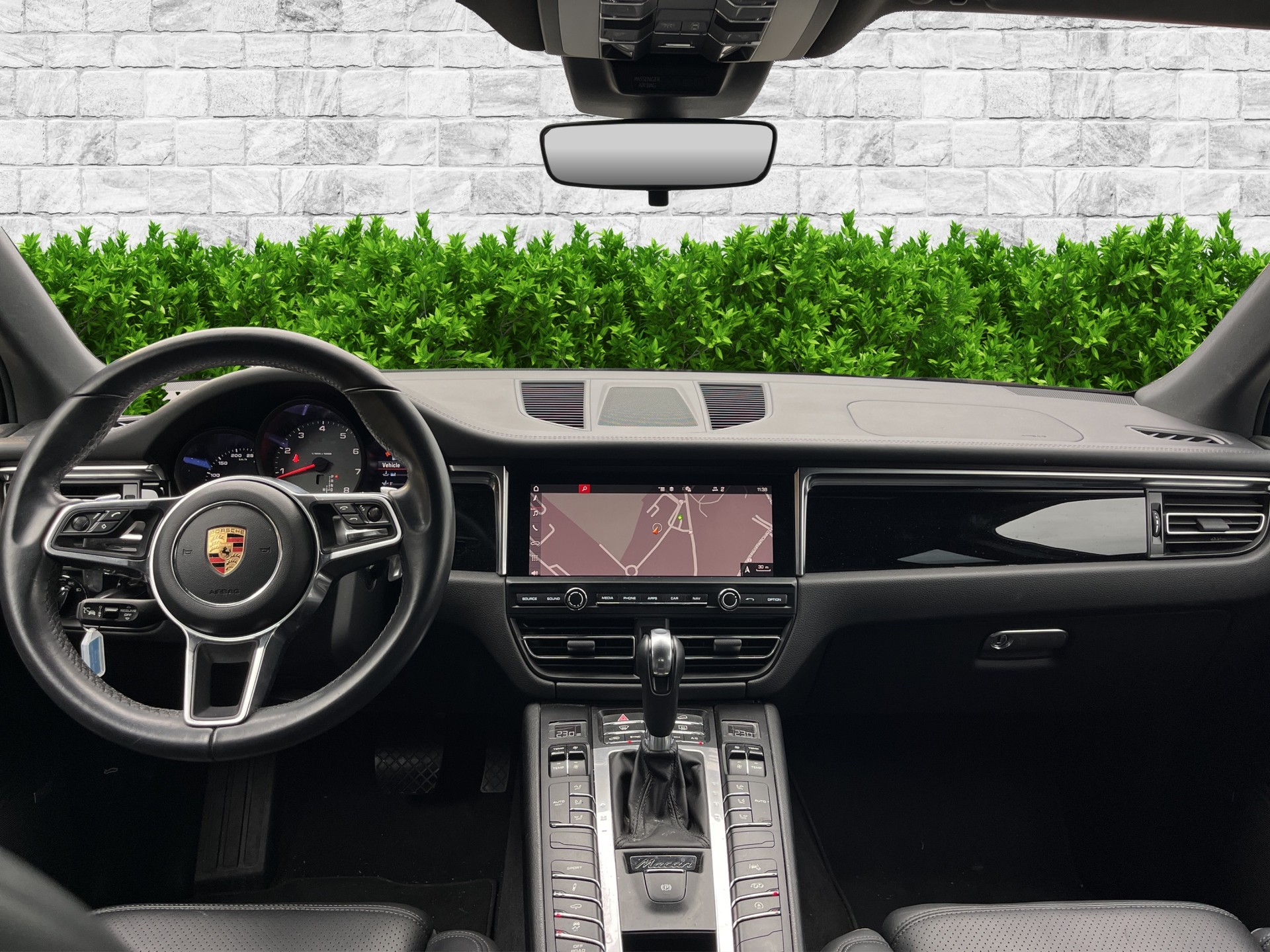 PORSCHE Macan S PDK-image-9