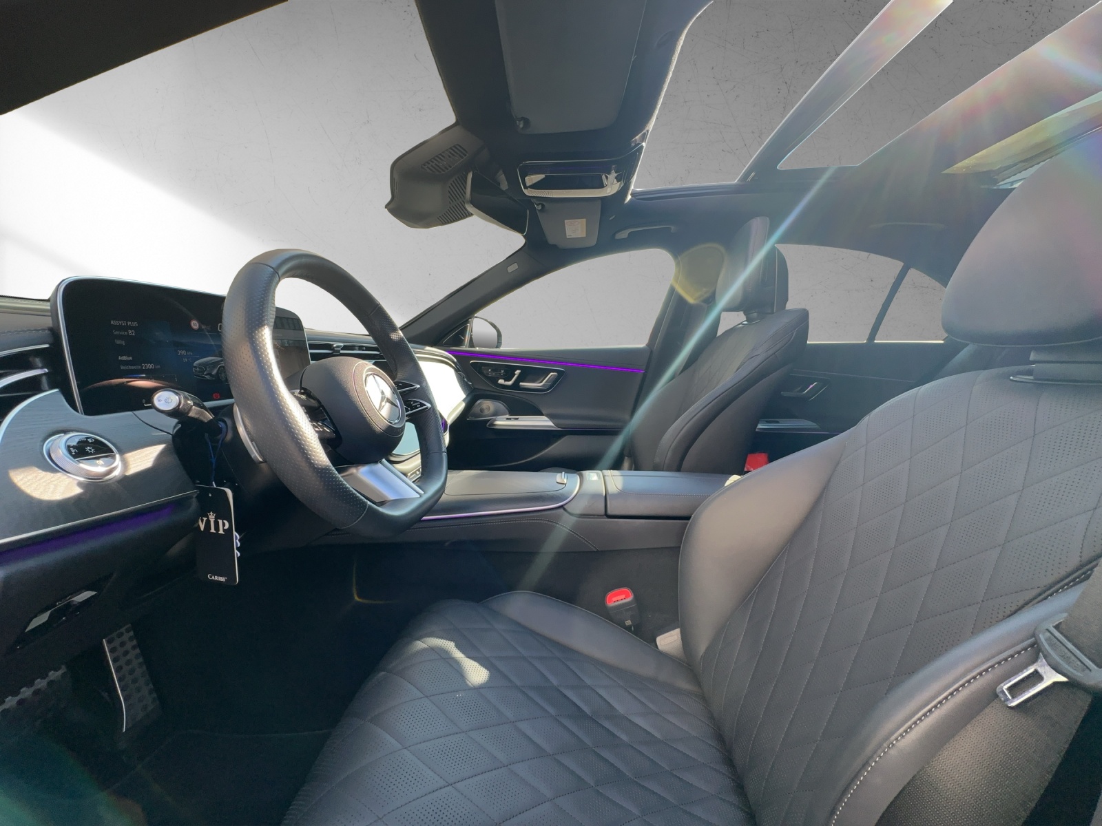 MERCEDES-BENZ E 220 d 4Matic 9G-Tronic-image-11