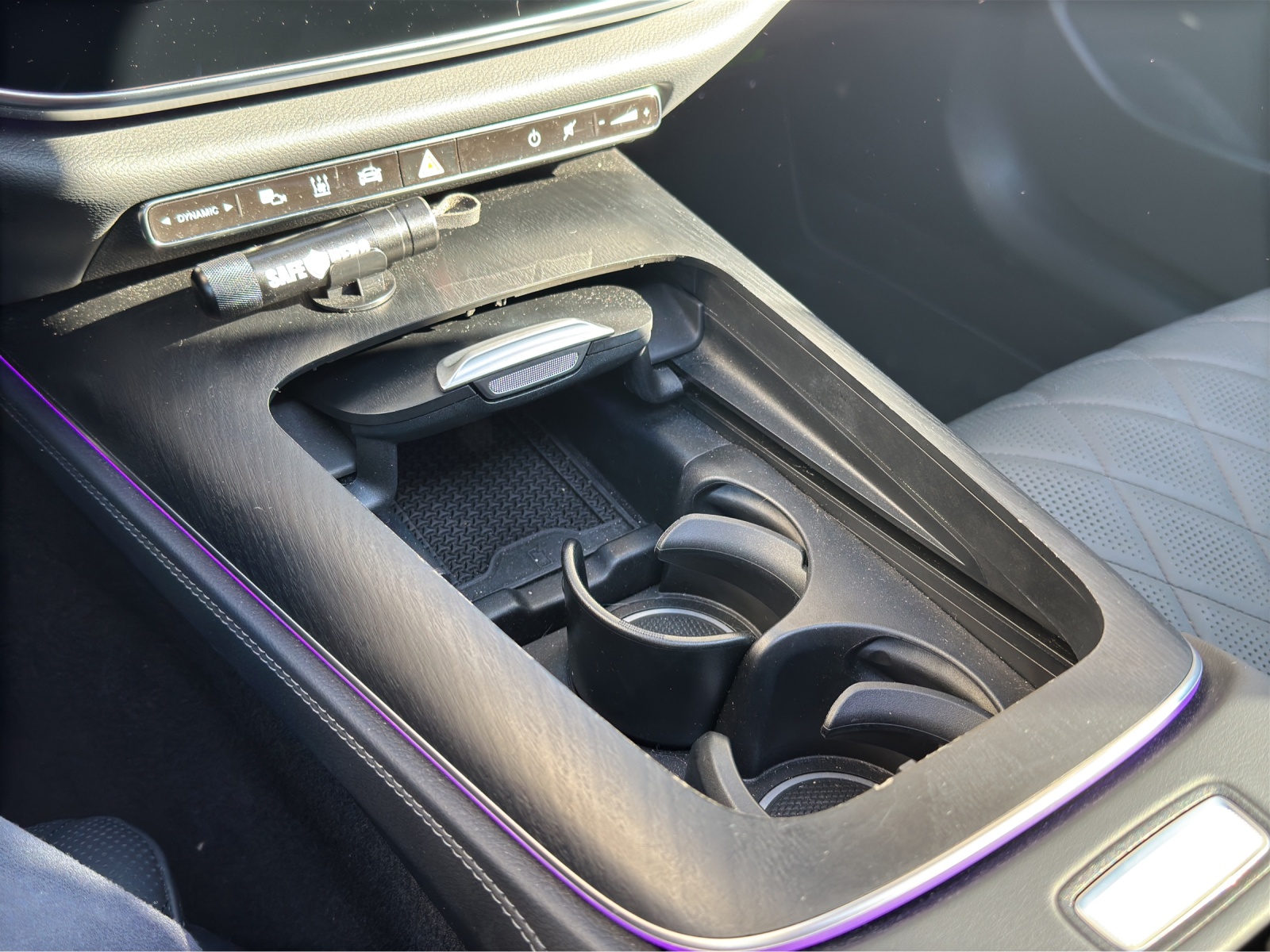 MERCEDES-BENZ E 220 d 4Matic 9G-Tronic-image-10