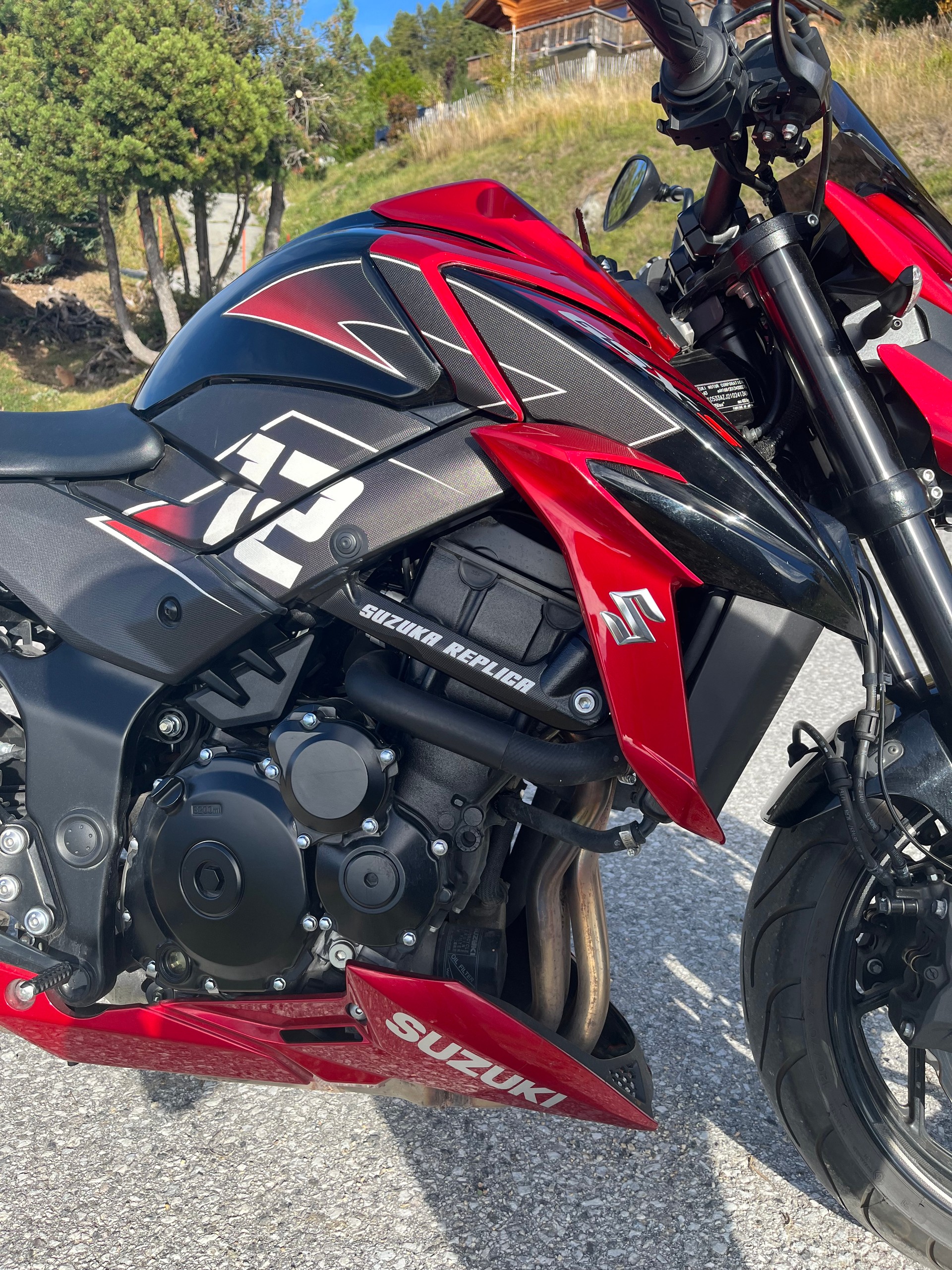 SUZUKI GSX-S 750 ABS-image-0