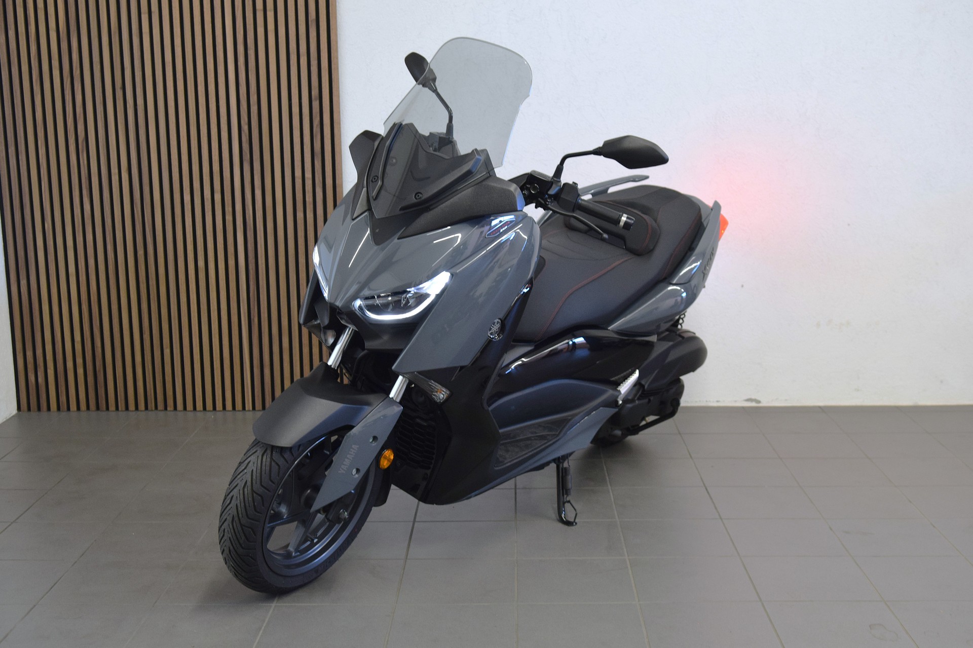 YAMAHA X-Max YP 125 Tech Max-image-0
