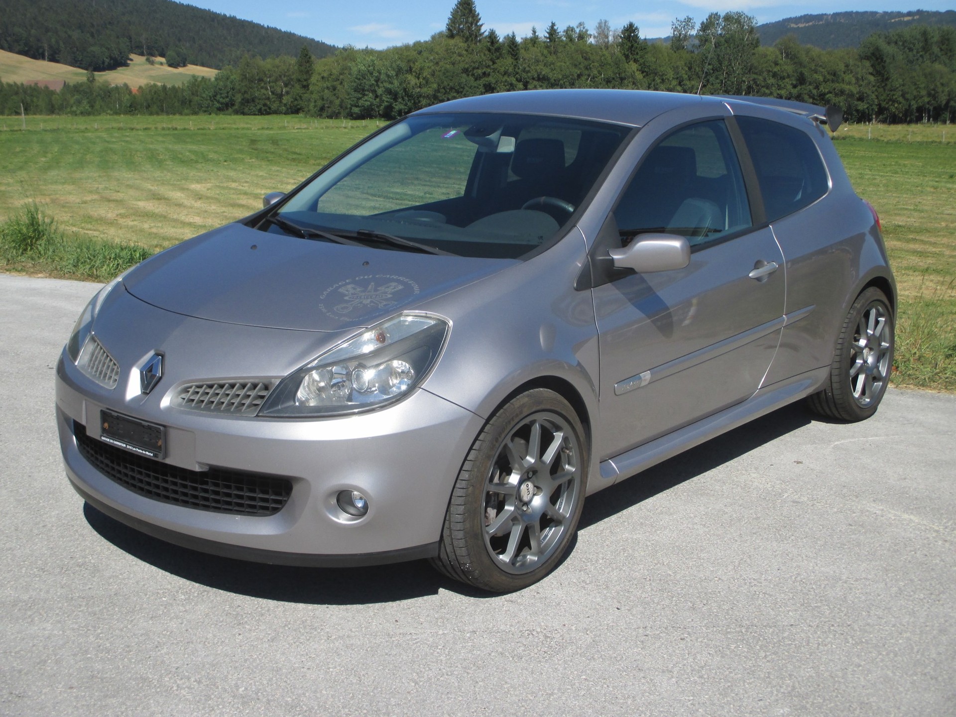 RENAULT Clio 2.0 16V Sport-image-2