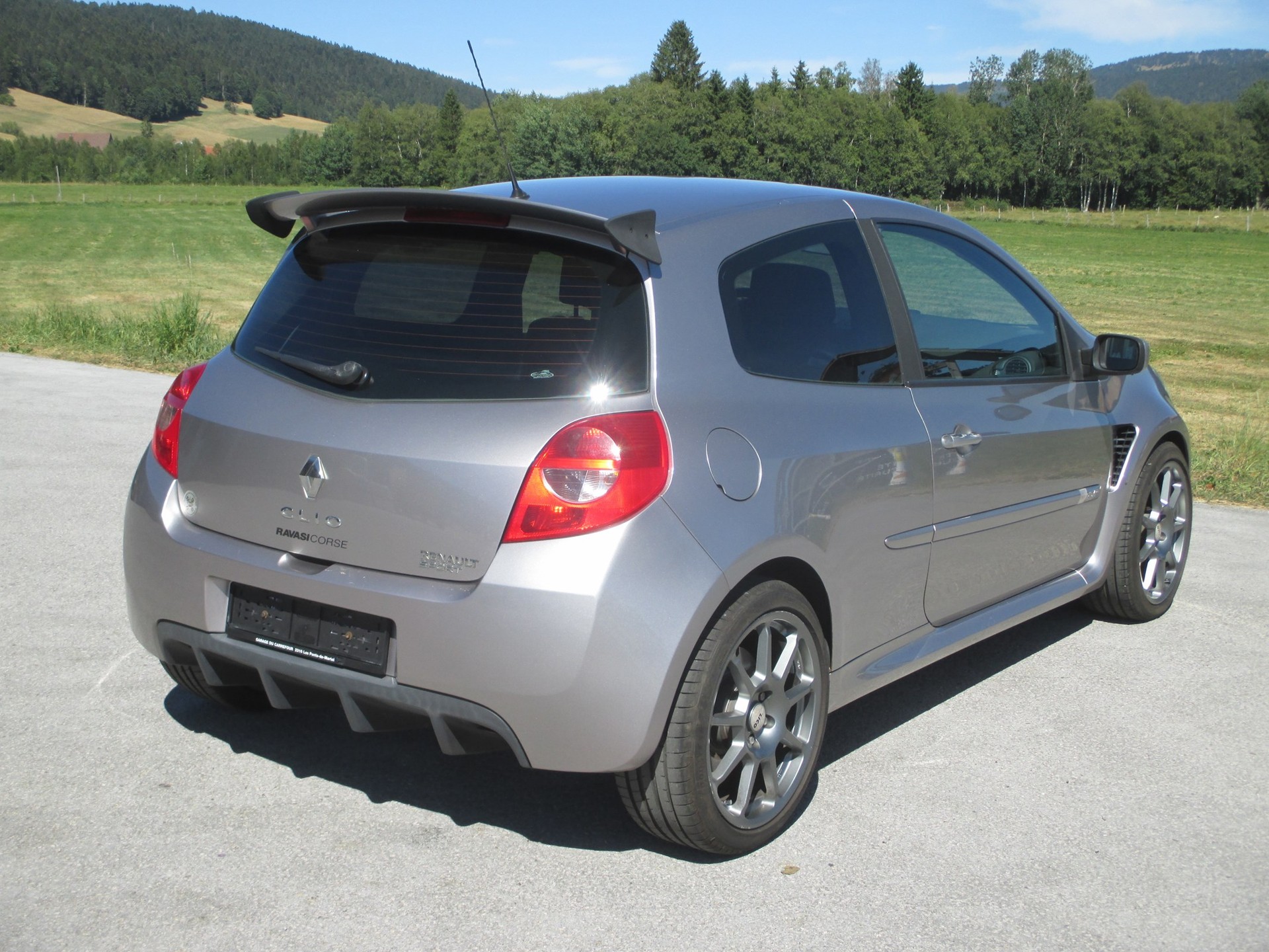 RENAULT Clio 2.0 16V Sport-image-3