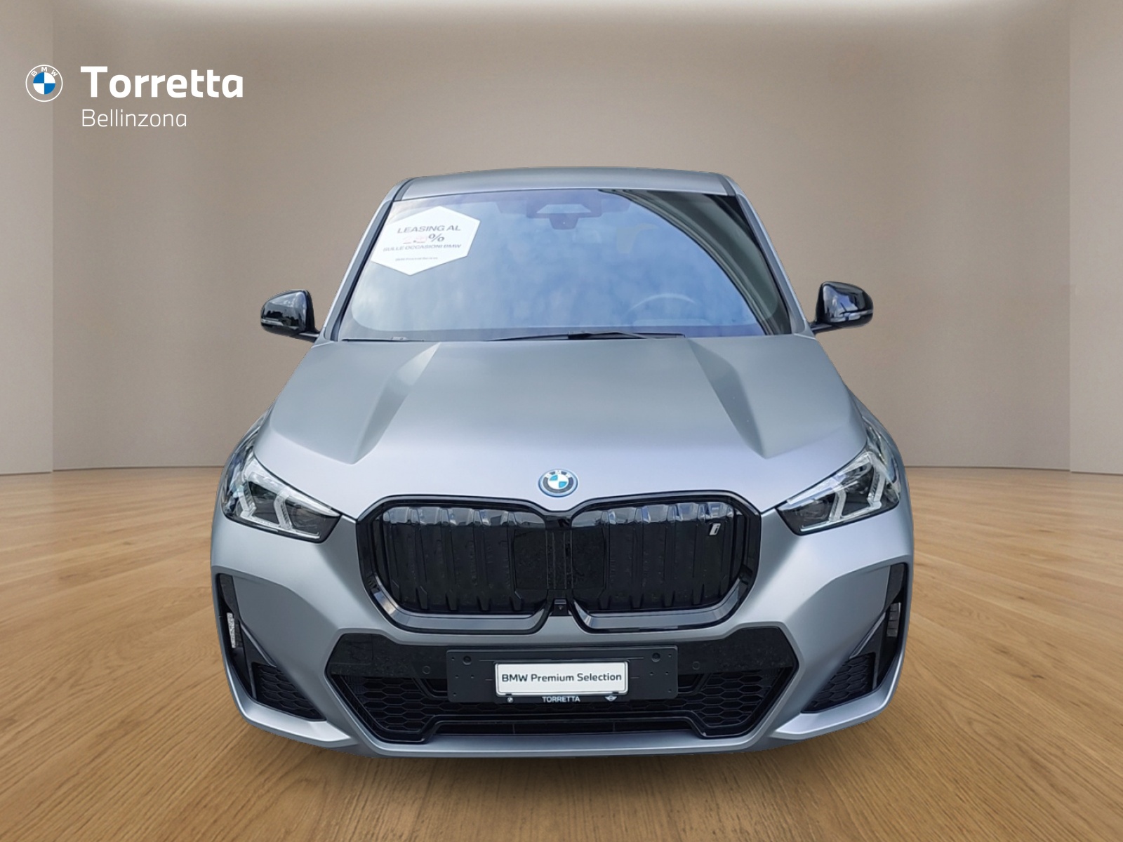 BMW iX1 xDrive 30 M Sport-image-8