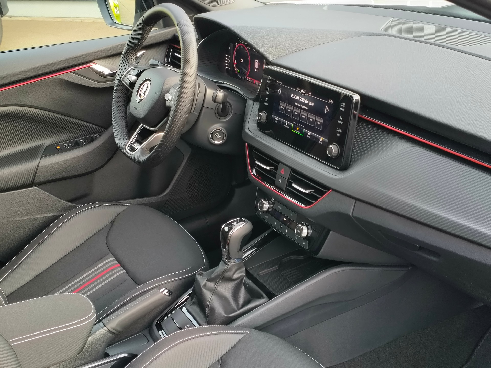 SKODA Kamiq 1.5 TSI Monte Carlo DSG-image-11