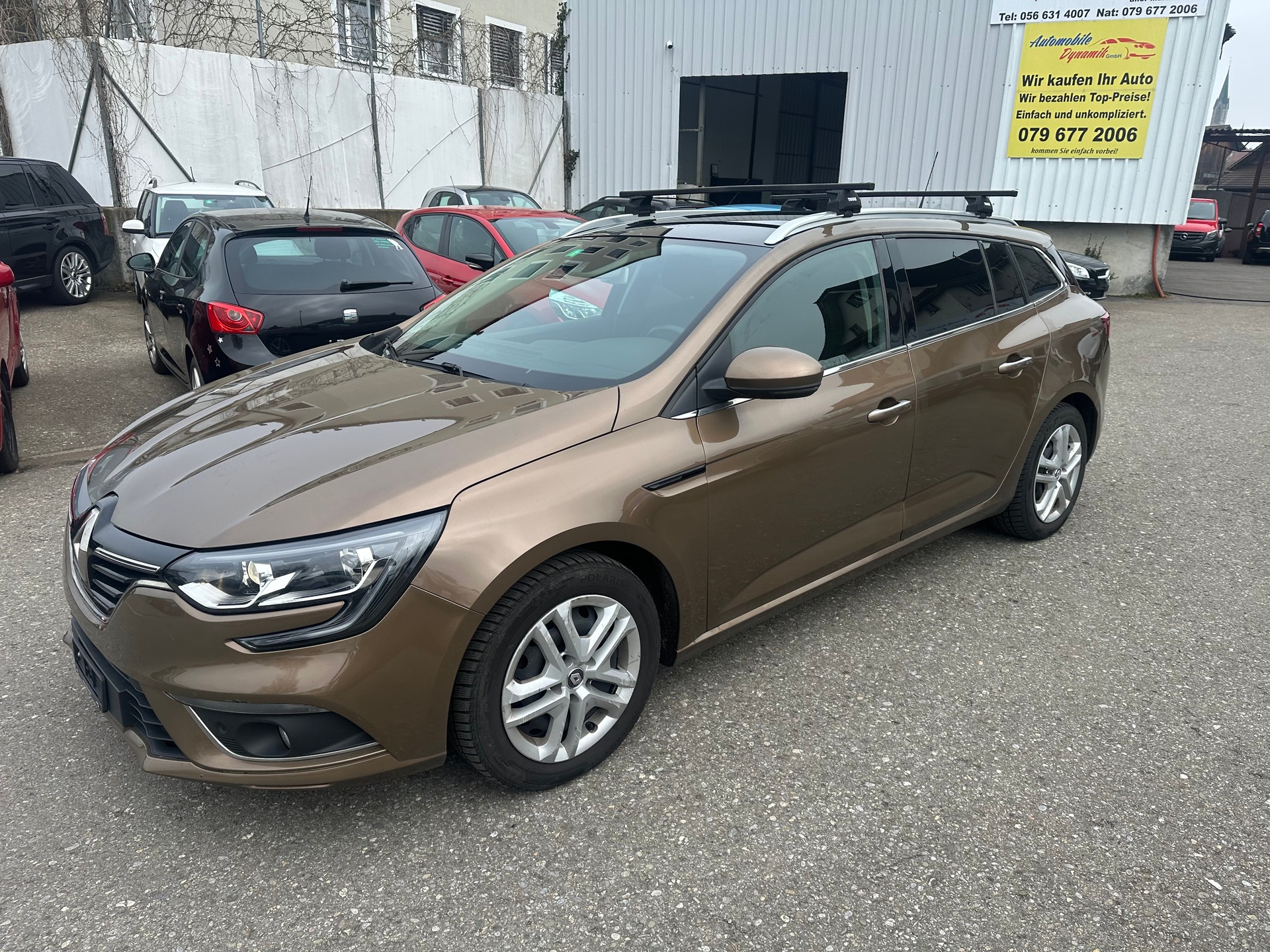RENAULT Mégane Grandtour 1.2 16V Turbo Bose EDC-image-1
